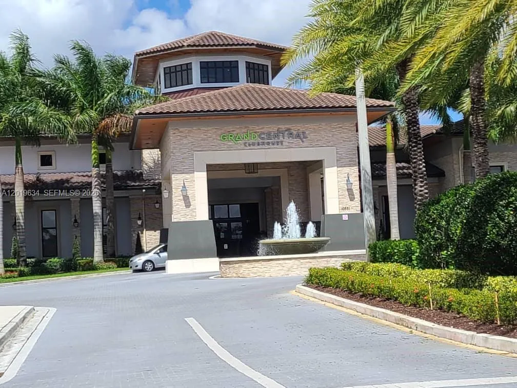 8930 NW 97th Ave # 209, Doral FL 33178