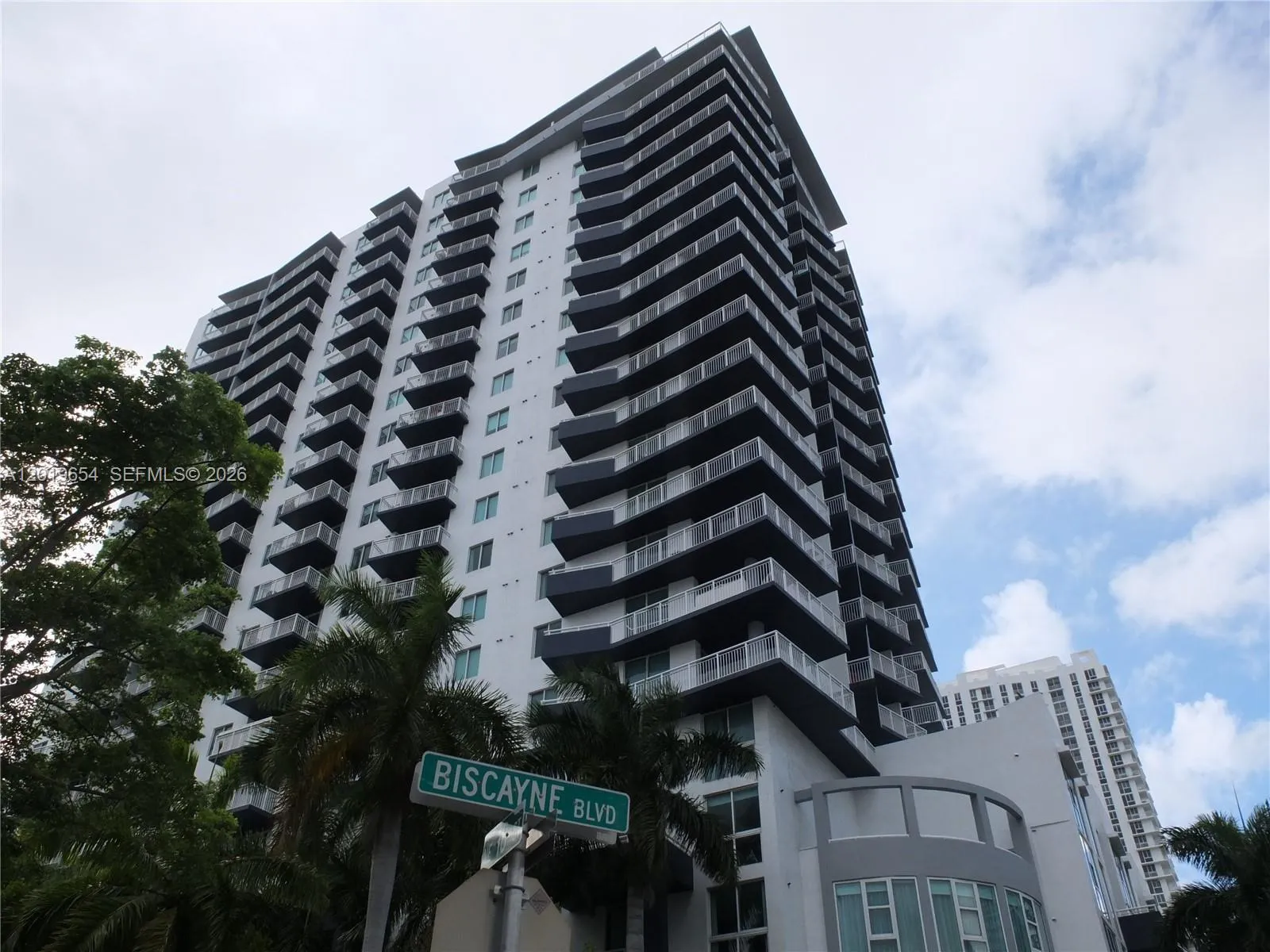 275 NE 18th St # 1101, Miami FL 33132