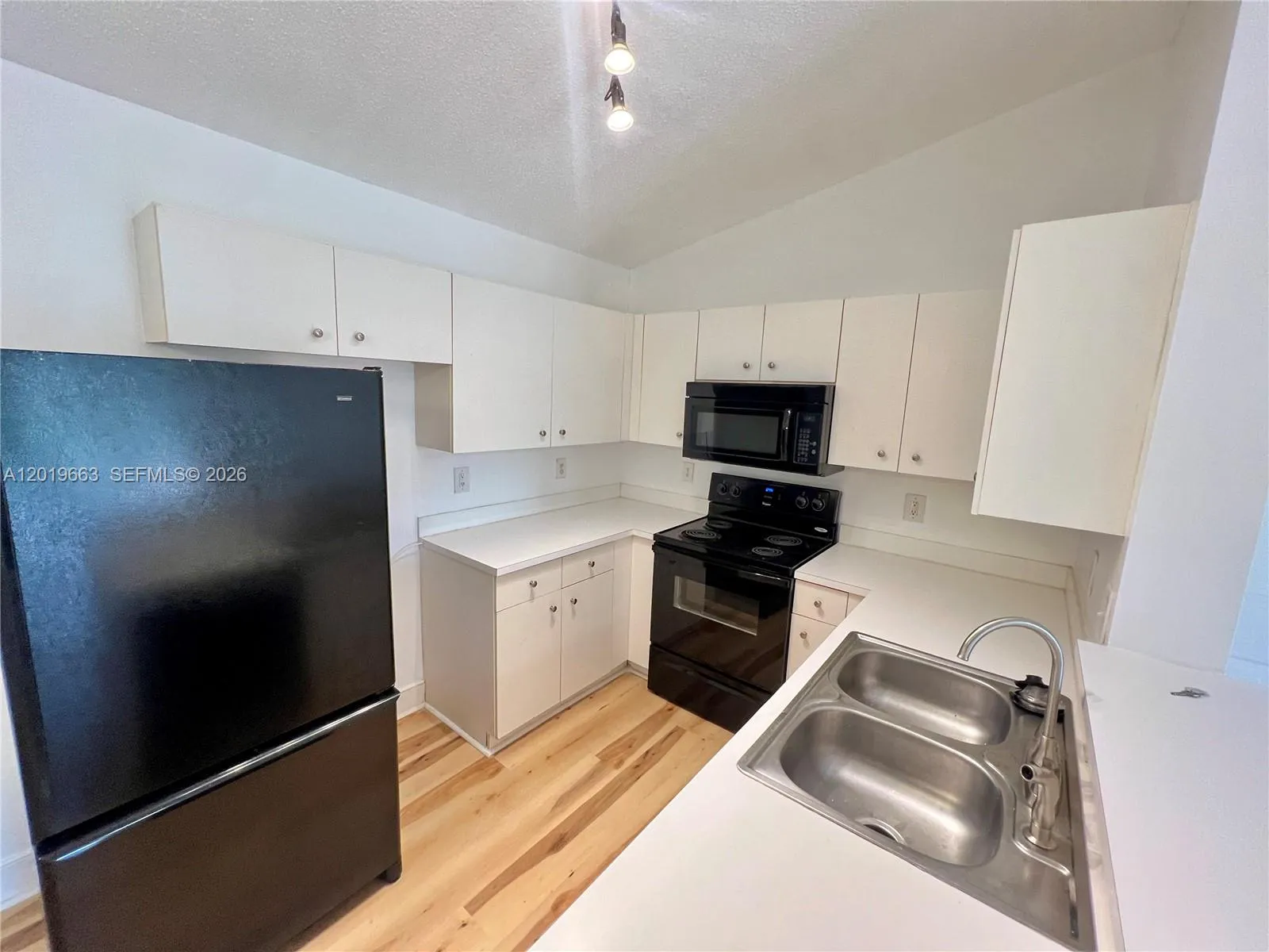 5570 NW 61st St # 930, Coconut Creek FL 33073