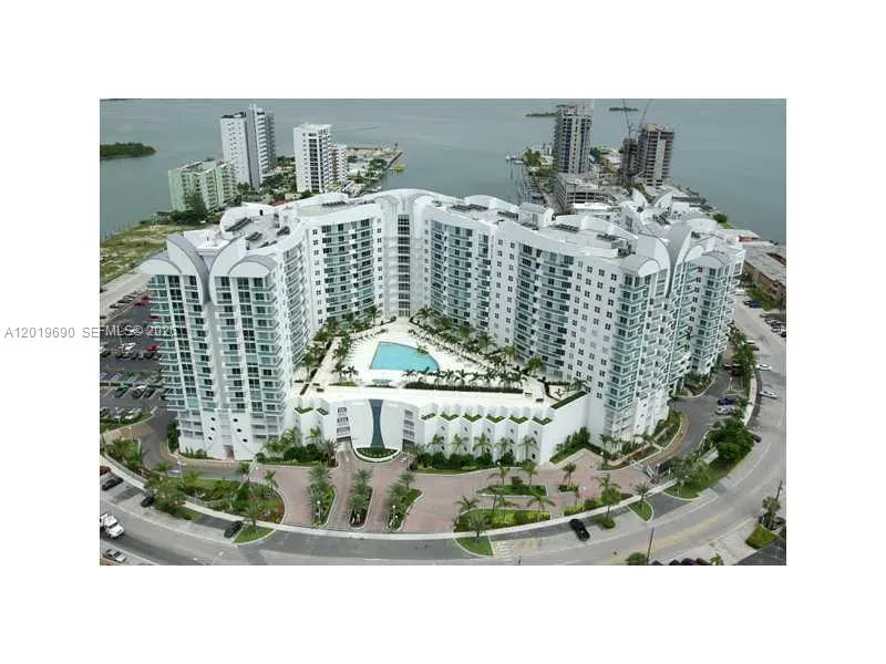 7900 Harbor Island Dr # 1010, North Bay Village FL 33141