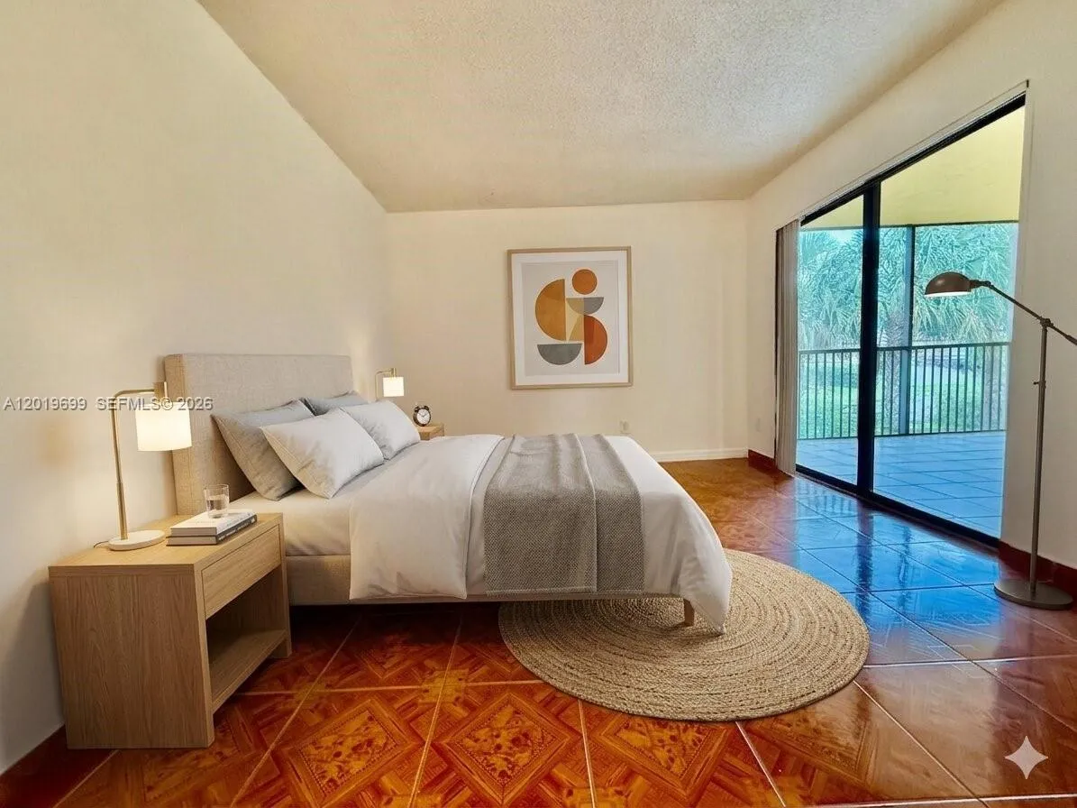 3470 Foxcroft Rd # 204, Miramar FL 33025