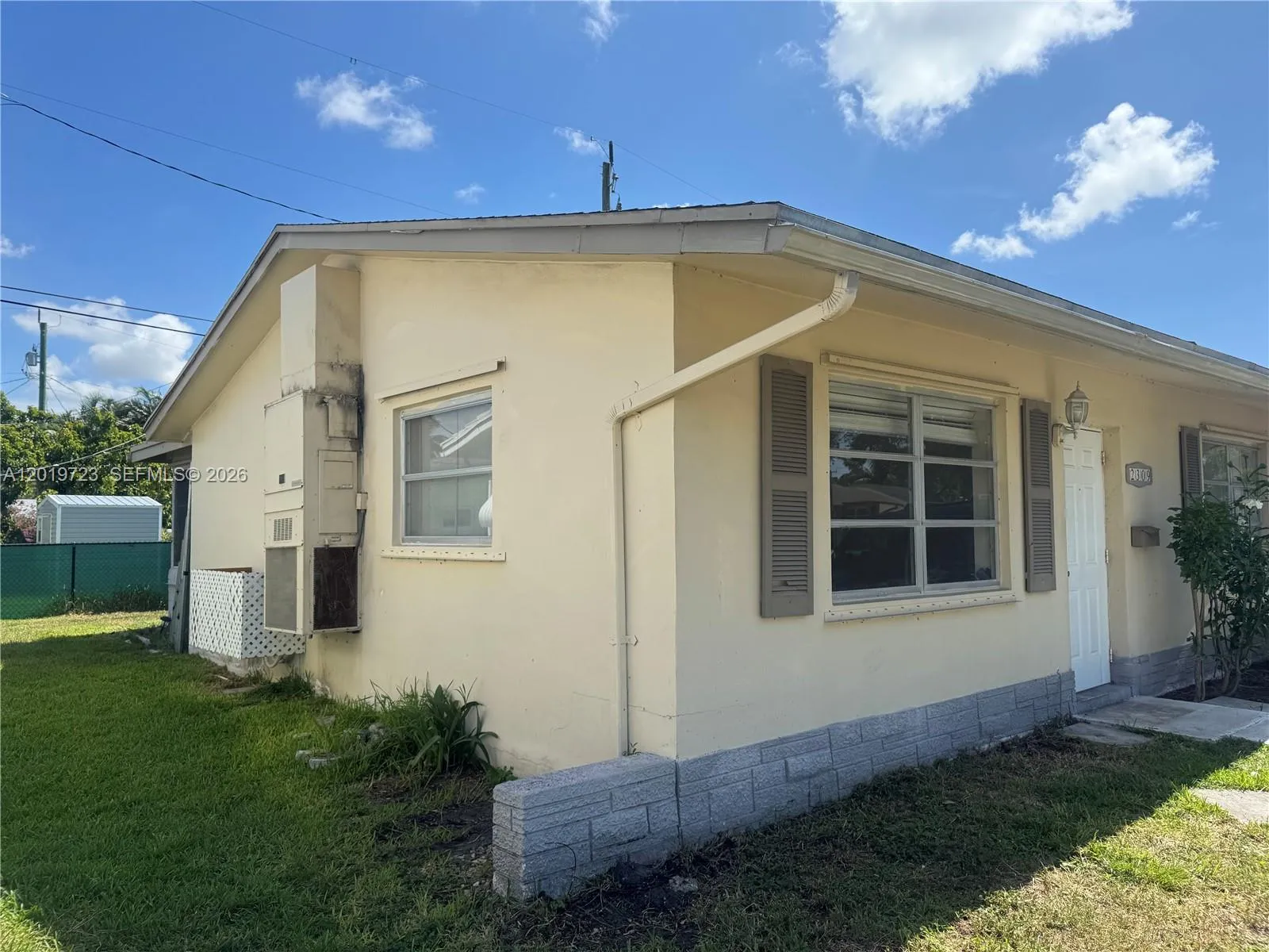 2309 NW 54th St, Tamarac FL 33309