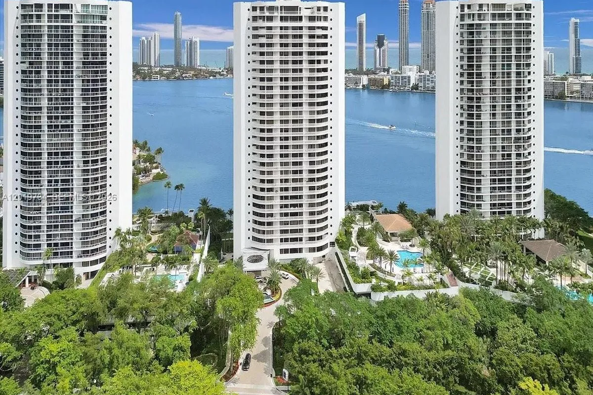 3000 Island Blvd # 2802, Aventura FL 33160