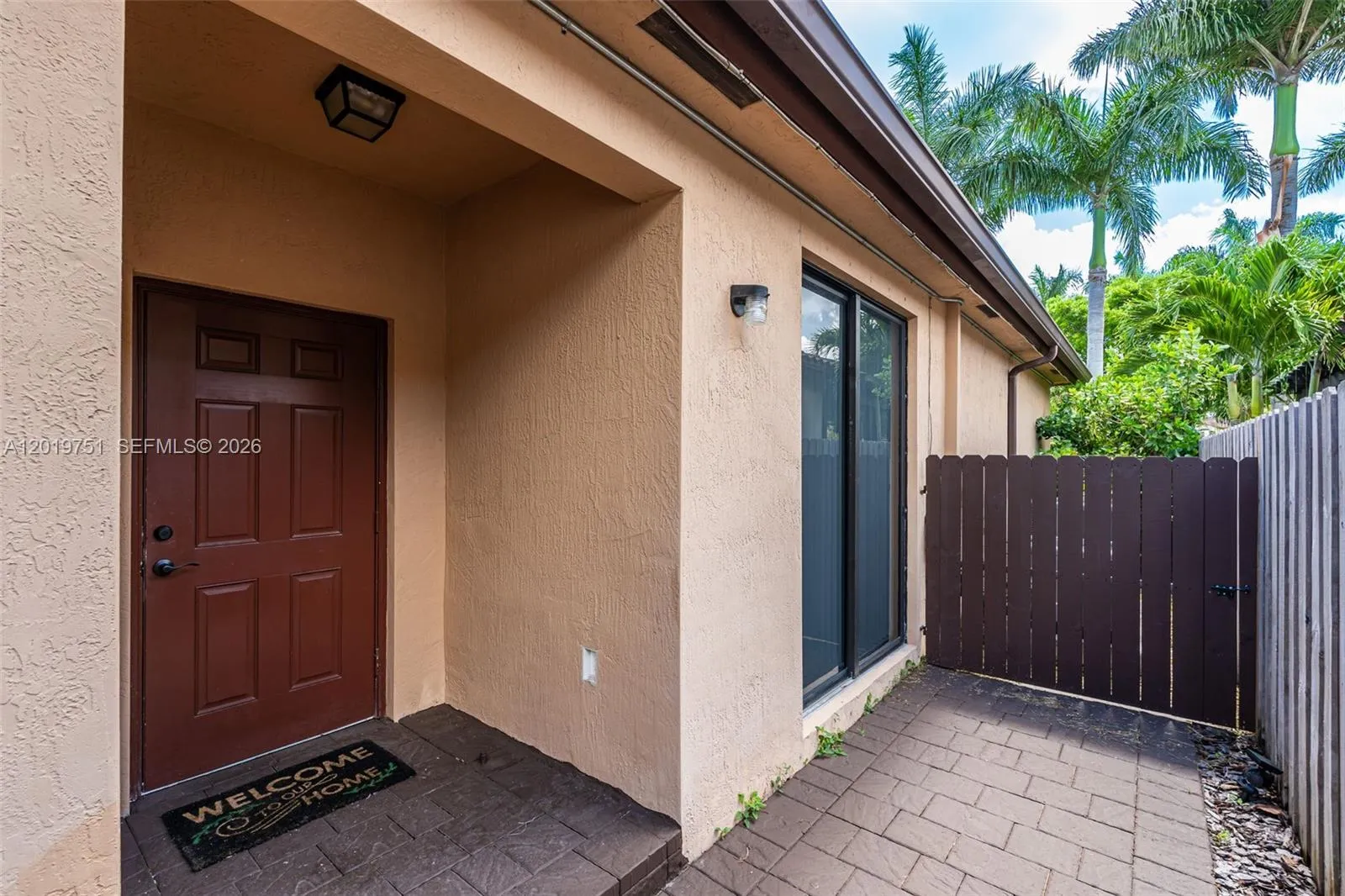 633 SE 35th Ter, Homestead FL 33033
