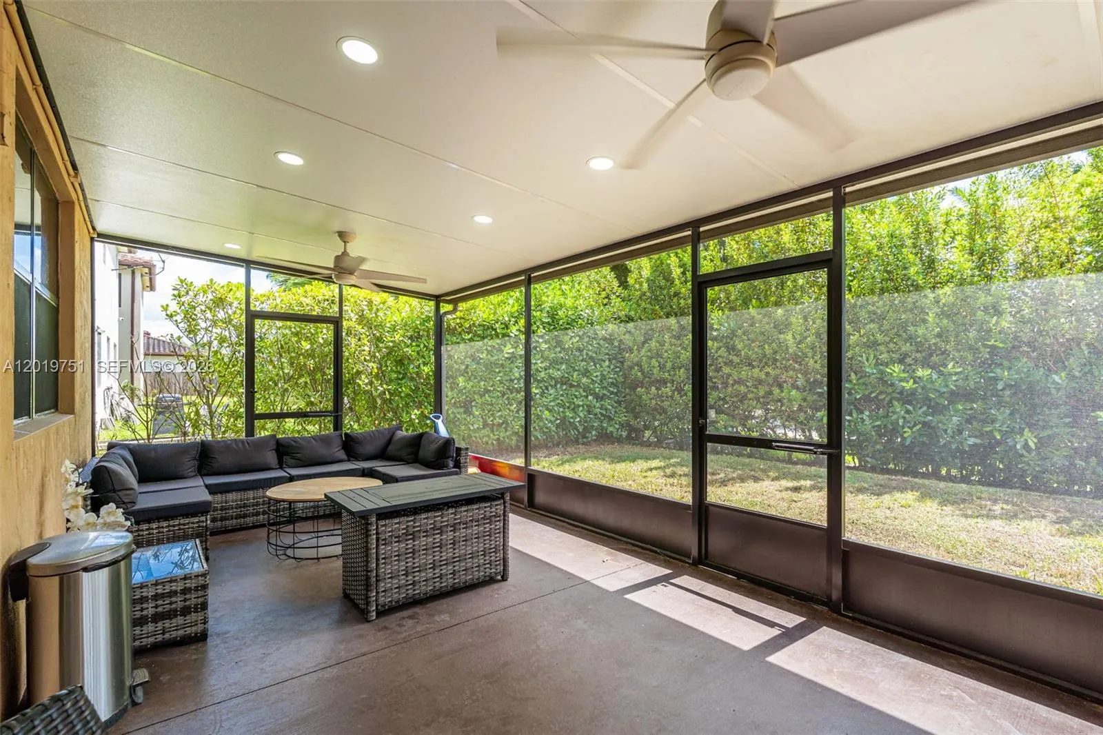 633 SE 35th Ter, Homestead FL 33033