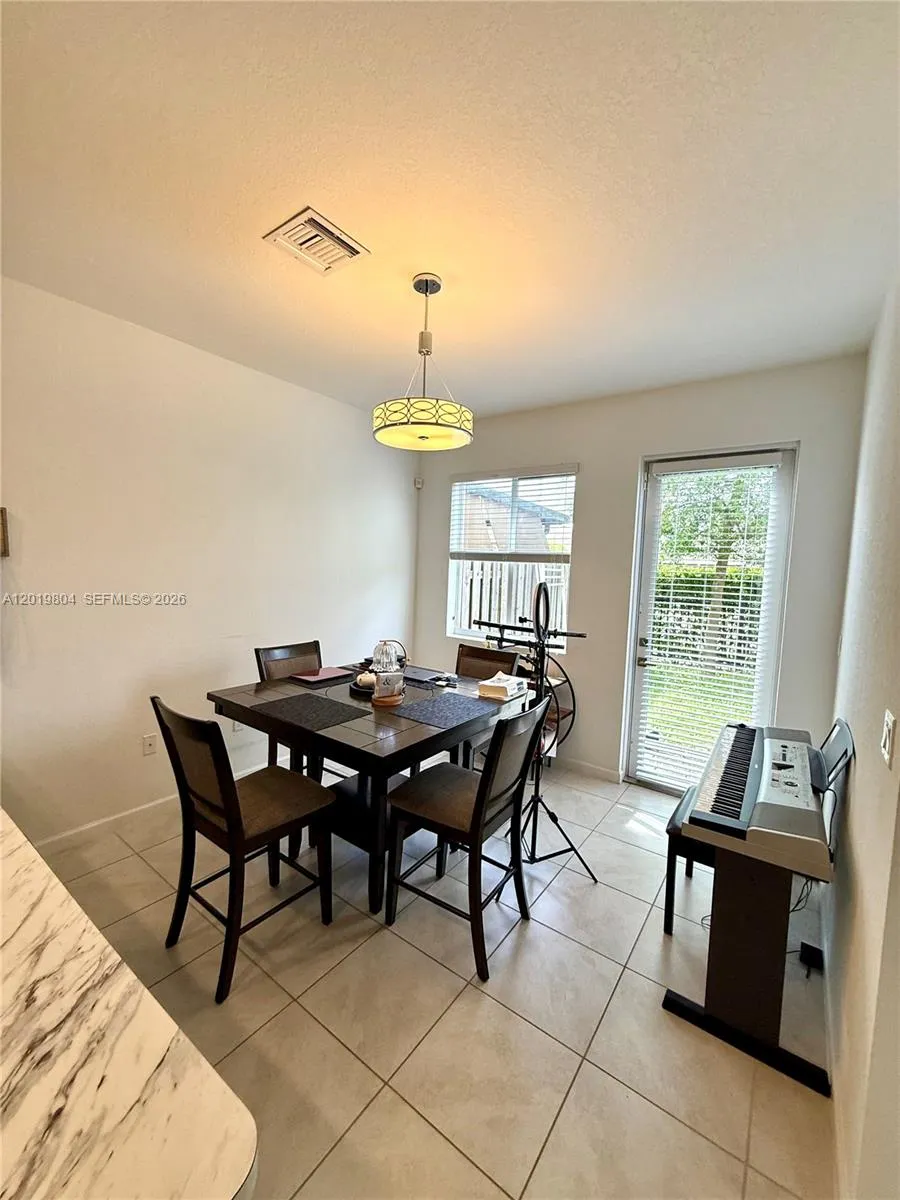 1088 NW 208th Ter # 1088, Miami Gardens FL 33169