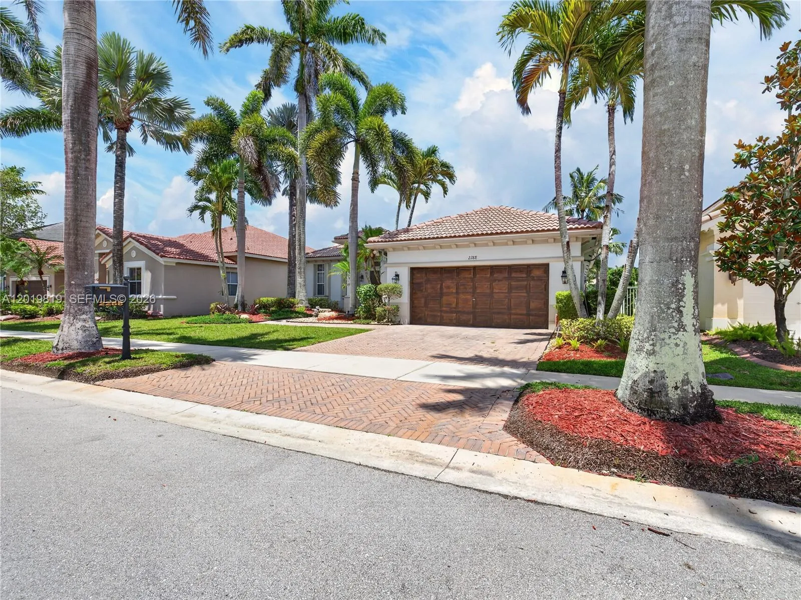 2288 Quail Roost Dr, Weston FL 33327