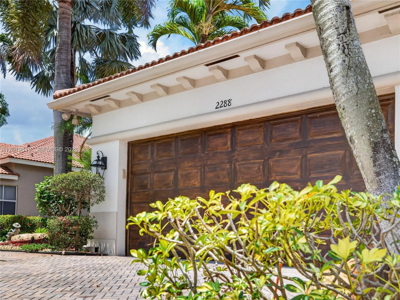 2288 Quail Roost Dr, Weston FL 33327