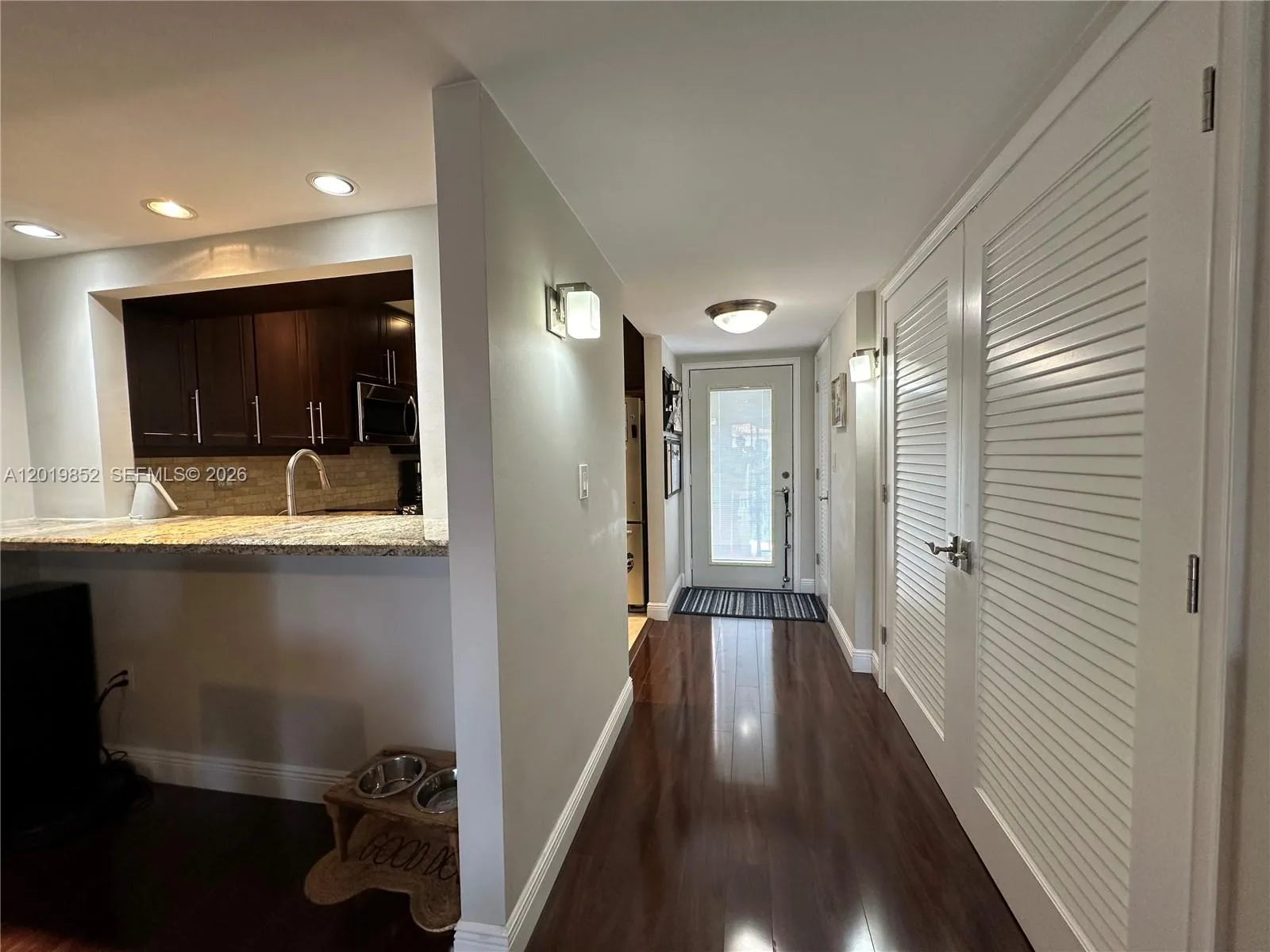 6901 Edgewater Dr # 317, Coral Gables FL 33133