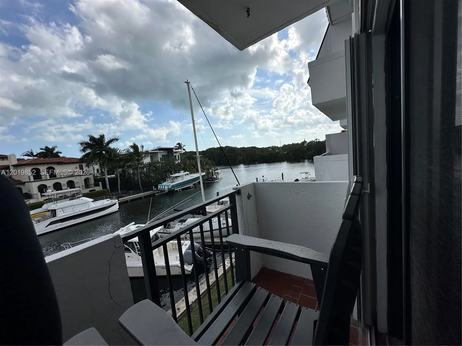 6901 Edgewater Dr # 317, Coral Gables FL 33133