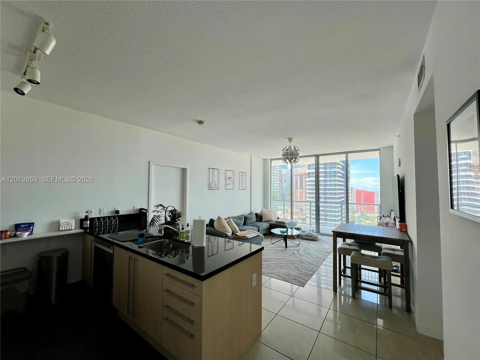 79 SW 12th St, Miami FL 33130