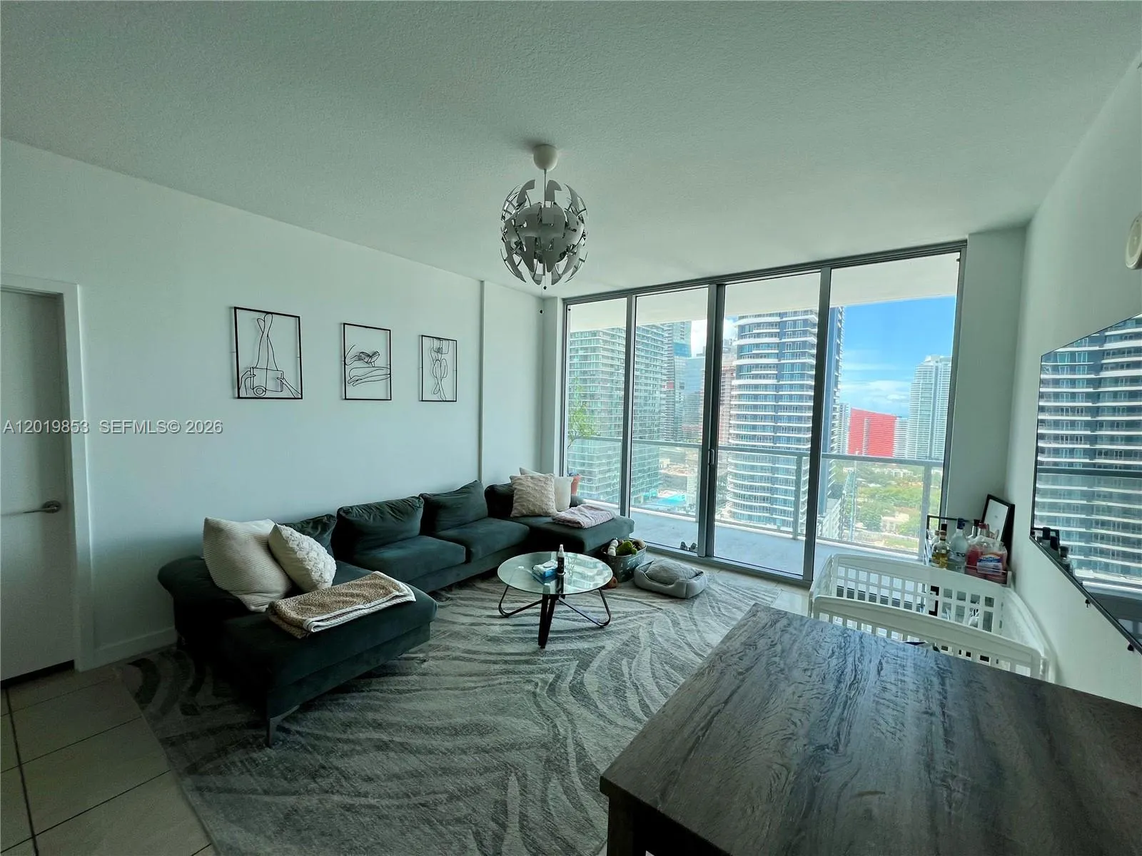 79 SW 12th St, Miami FL 33130