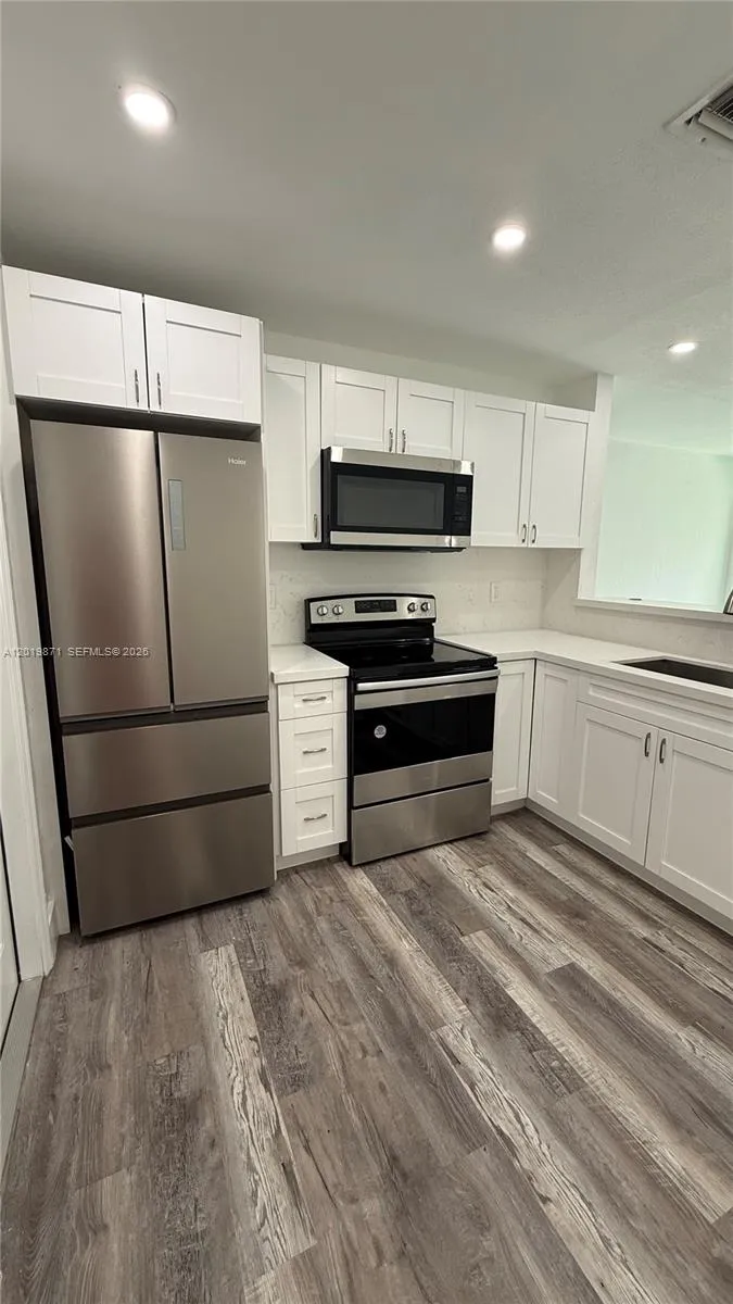 2030 Taylor St # 2030, Hollywood FL 33020