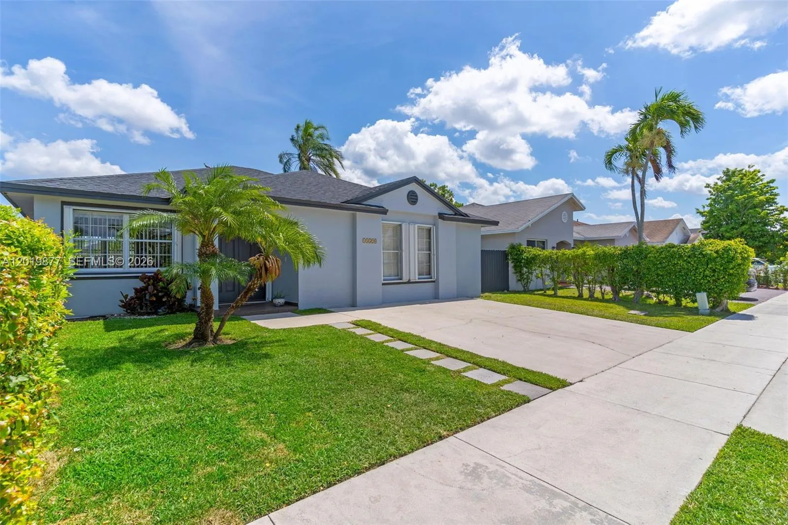 13520 SW 180th Ter, Miami FL 33177