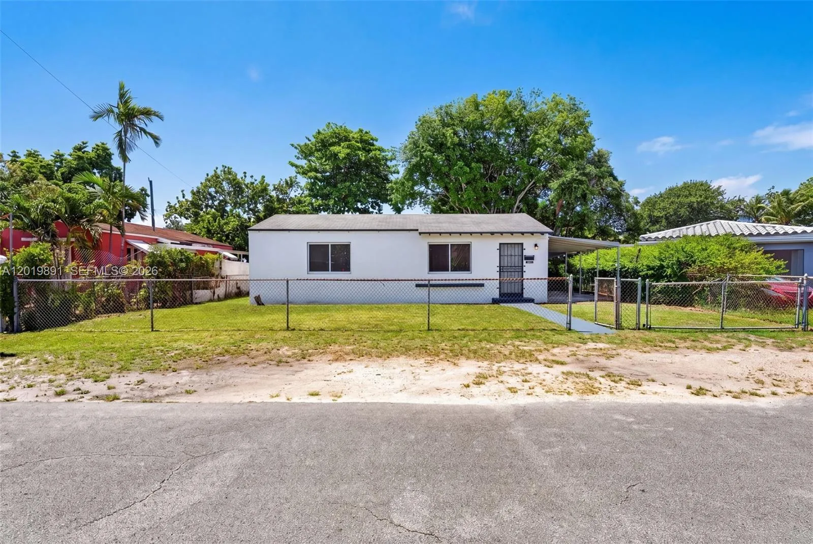 280 NW 101st St, Miami FL 33150
