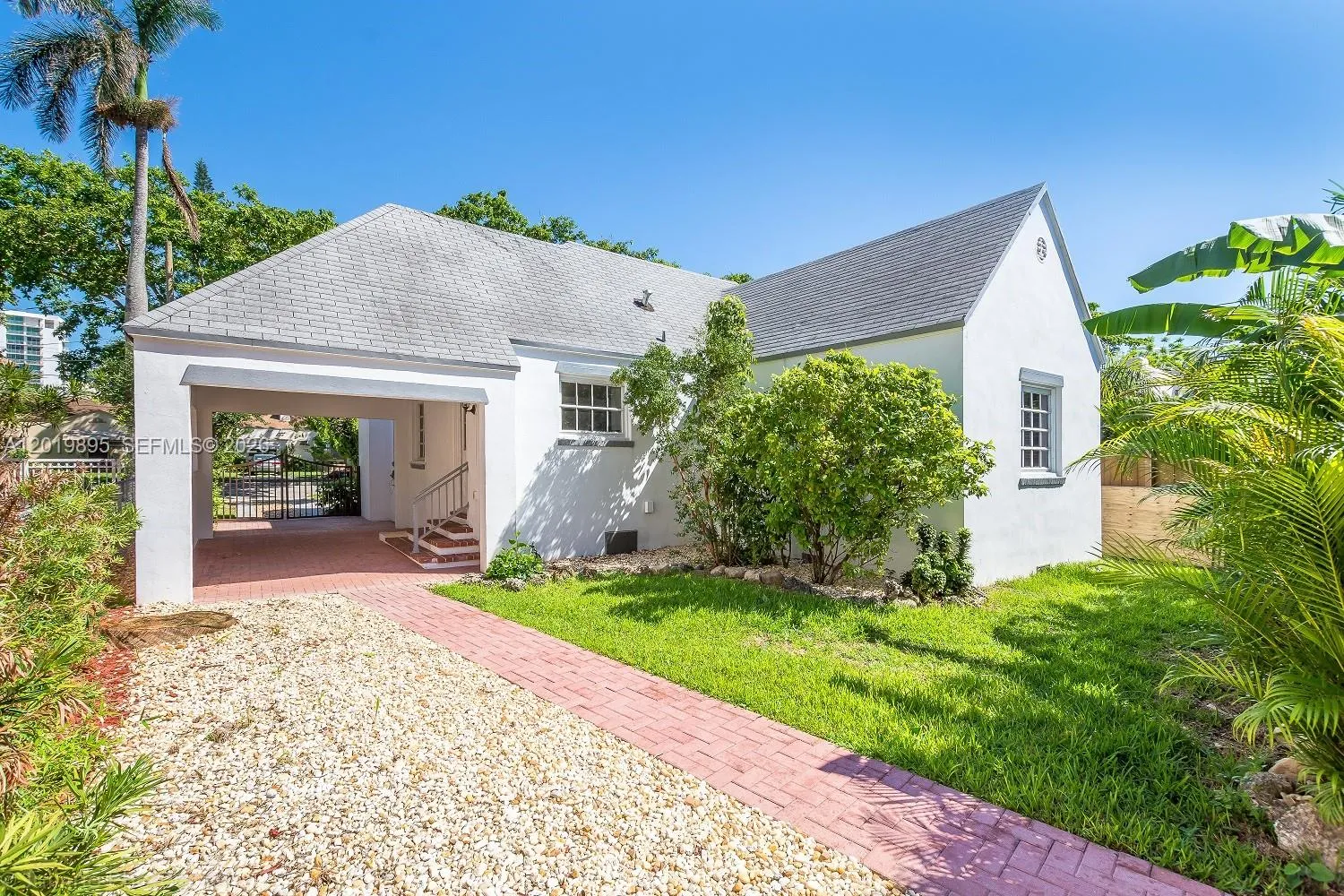 228 SW 23rd Rd, Miami FL 33129