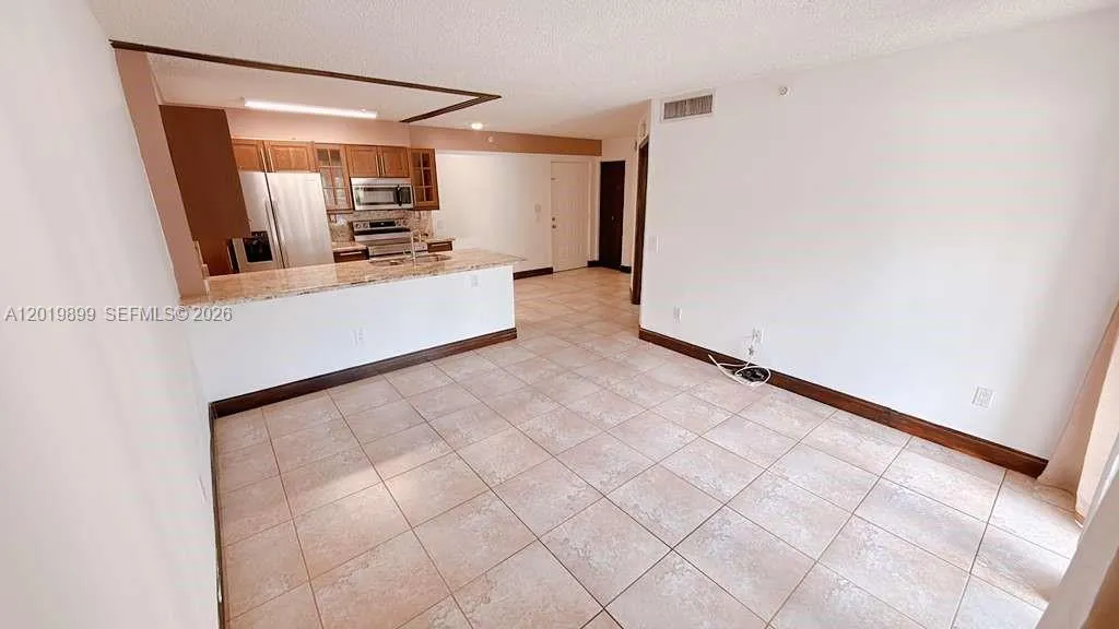 470 S Park Rd # 104, Hollywood FL 33021
