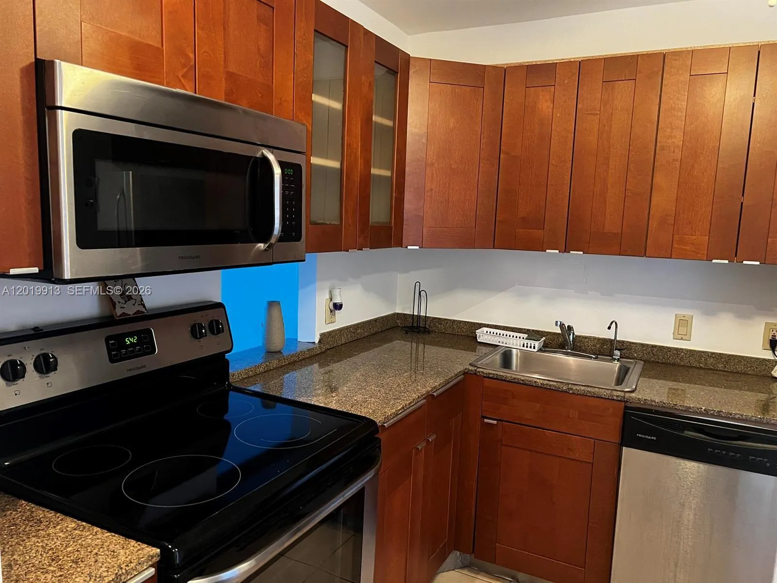3101 N Country Club Dr # 510, Aventura FL 33180