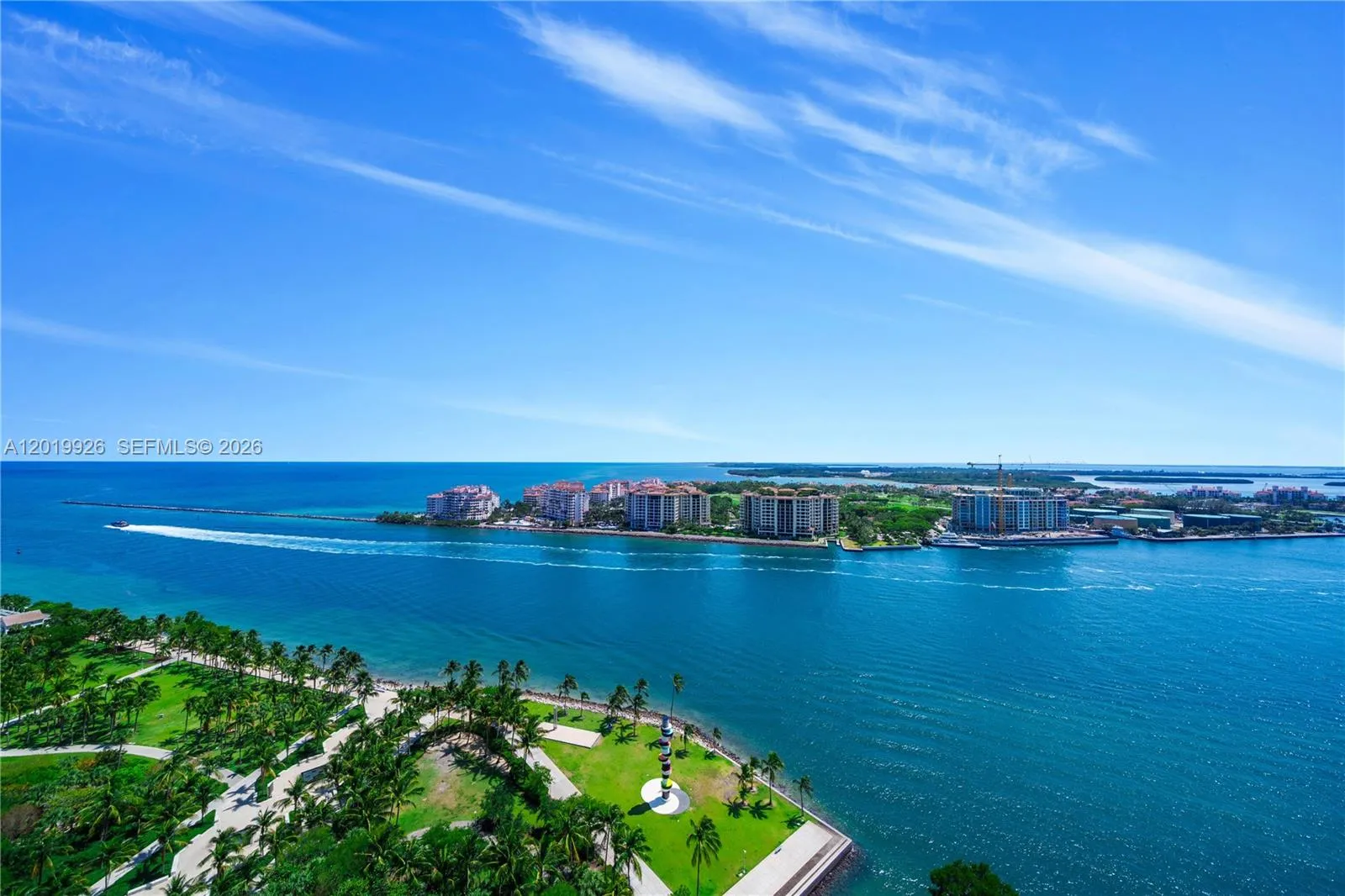 800 S Pointe Dr # 2204, Miami Beach FL 33139