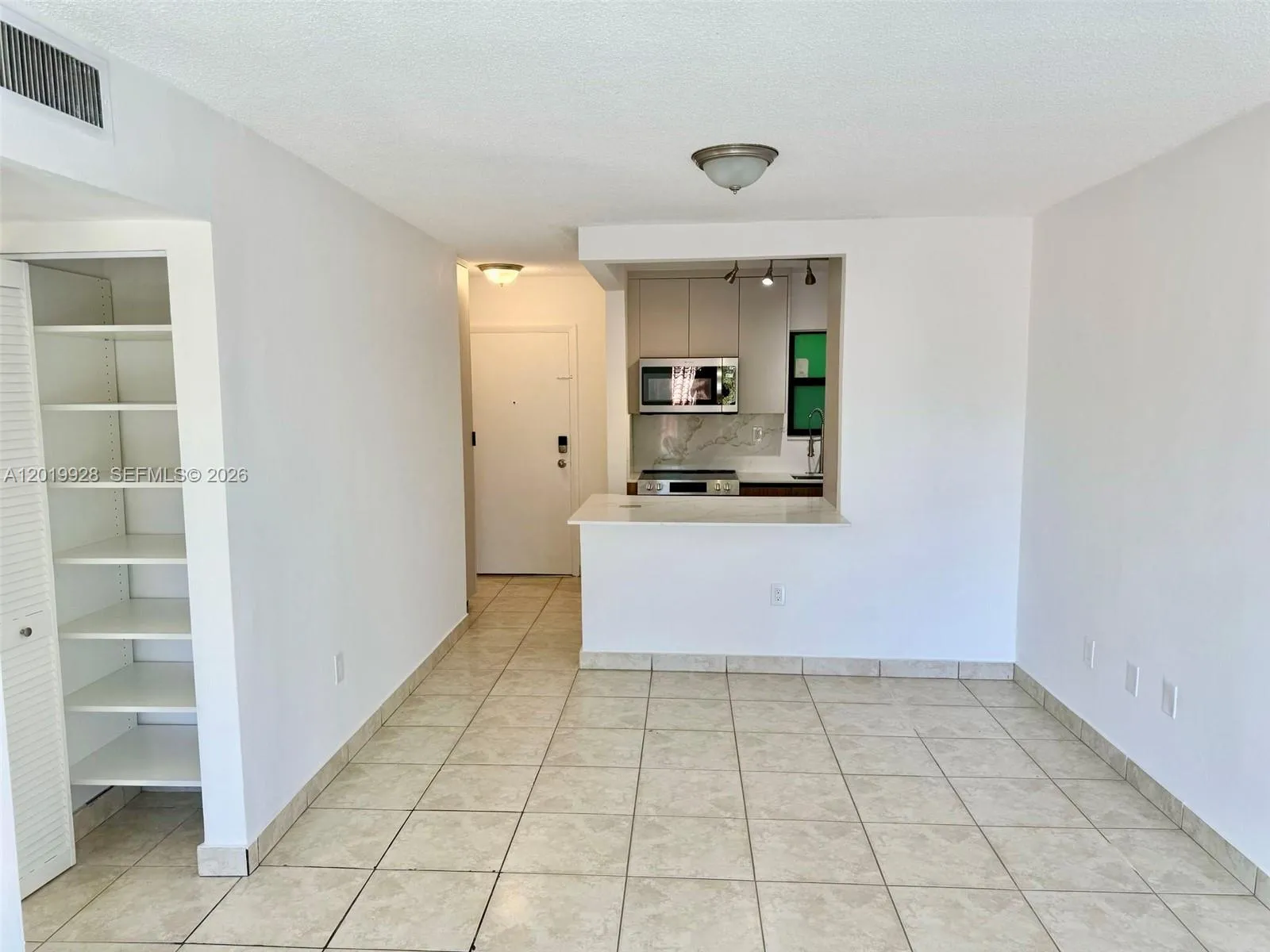 1530 SW 2nd St # 304, Miami FL 33135