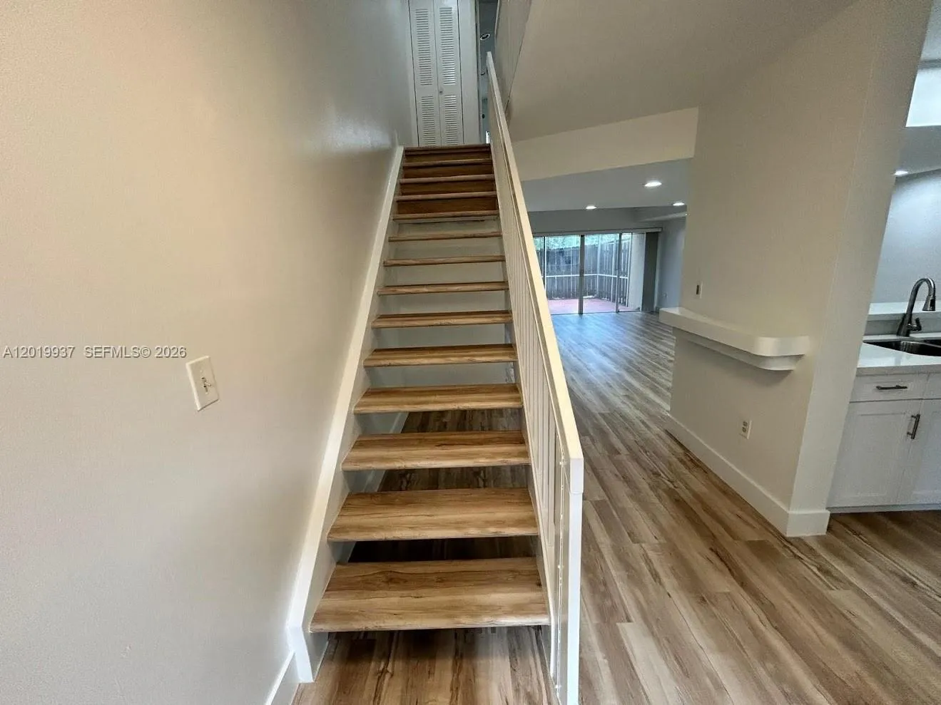 1325 NW 124th Ave # 1325, Pembroke Pines FL 33026