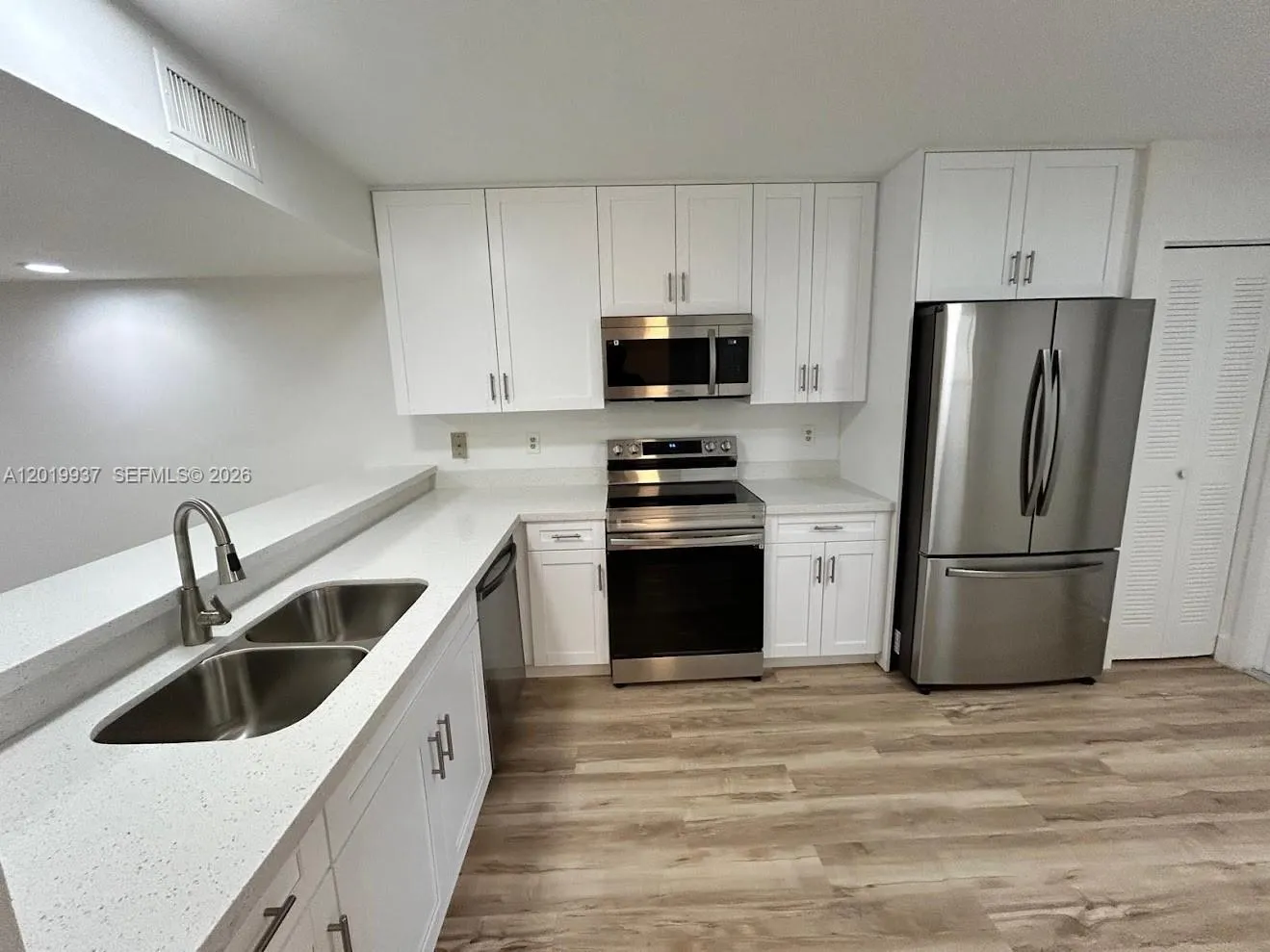 1325 NW 124th Ave # 1325, Pembroke Pines FL 33026