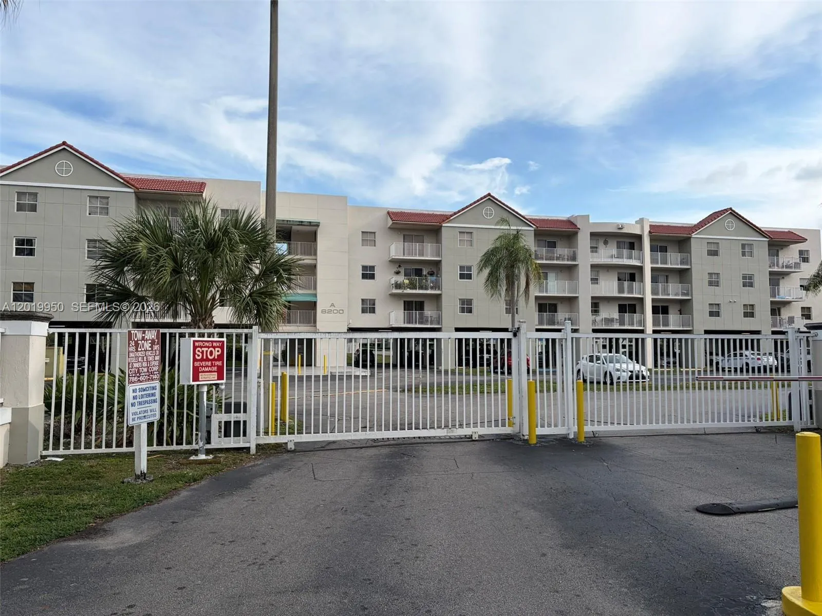 8200 SW 210th St # 213, Cutler Bay FL 33189