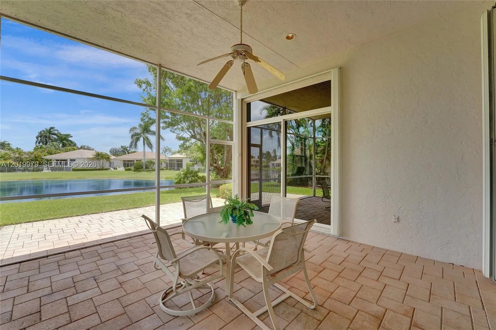 2525 Bay Pointe Ct, Weston FL 33327