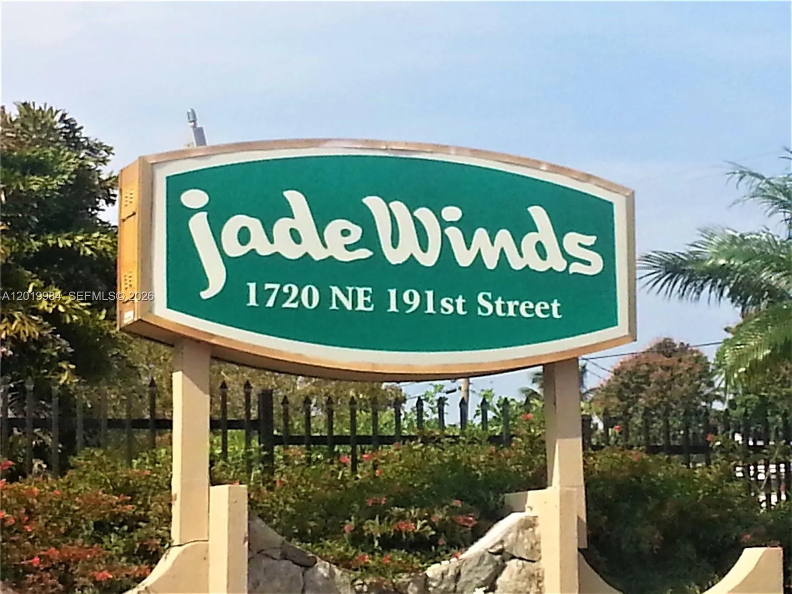 1770 NE 191st St # 1, Miami FL 33179