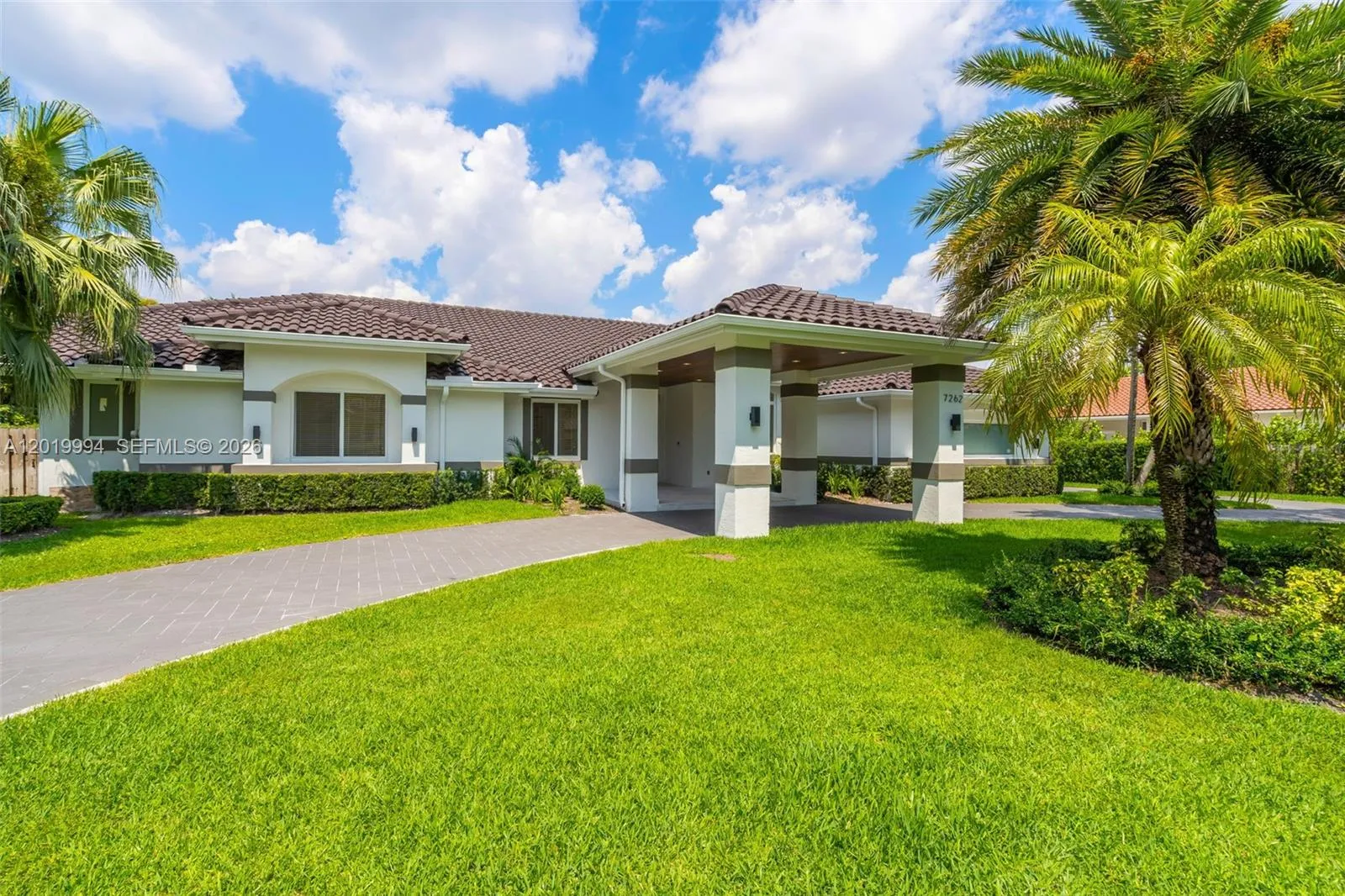 5 bedroom 4 bath for sale at 7262 SW 120th Ave, Miami FL 33183