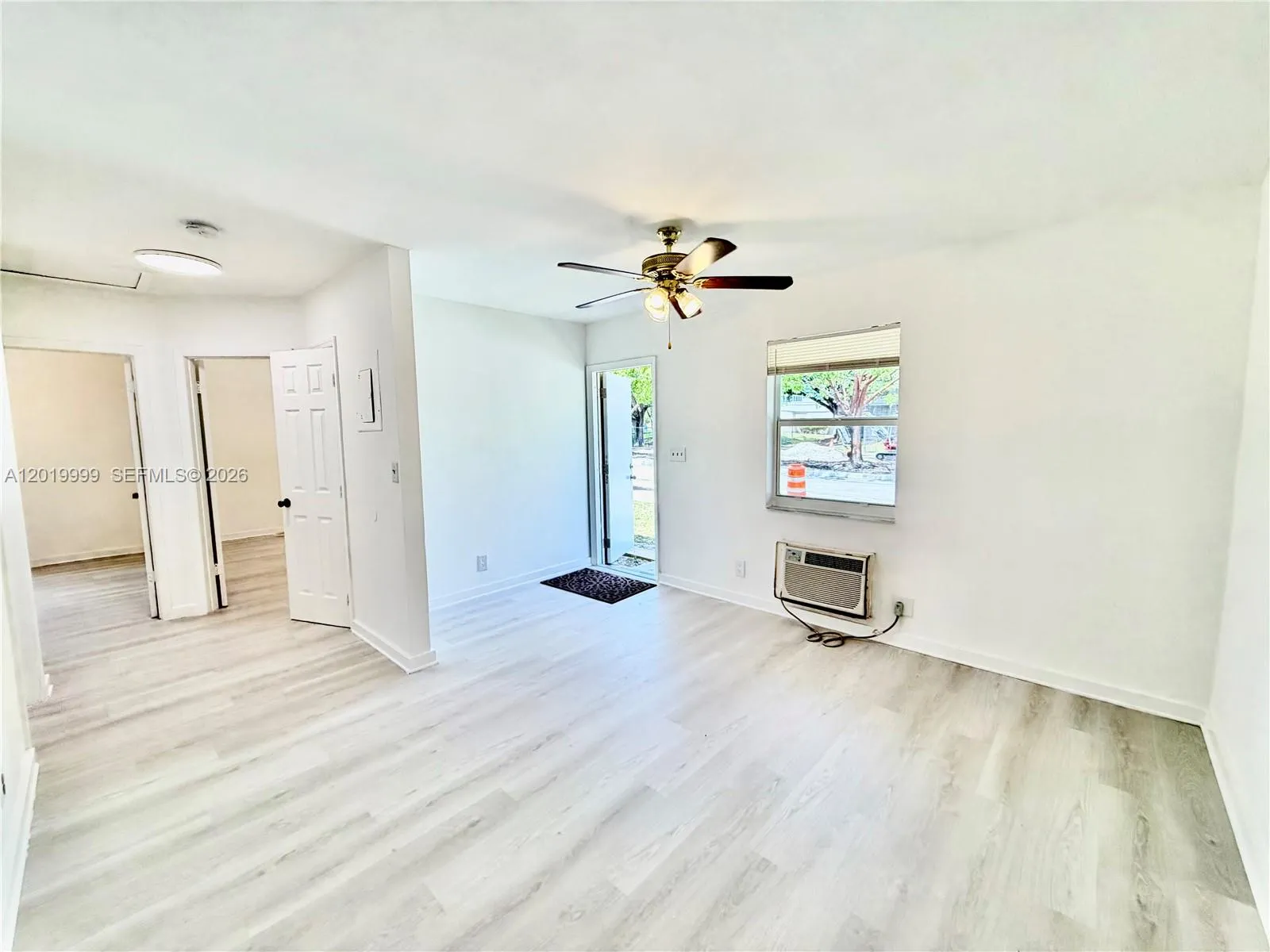 4801 SW 18th St # 1, West Park FL 33023