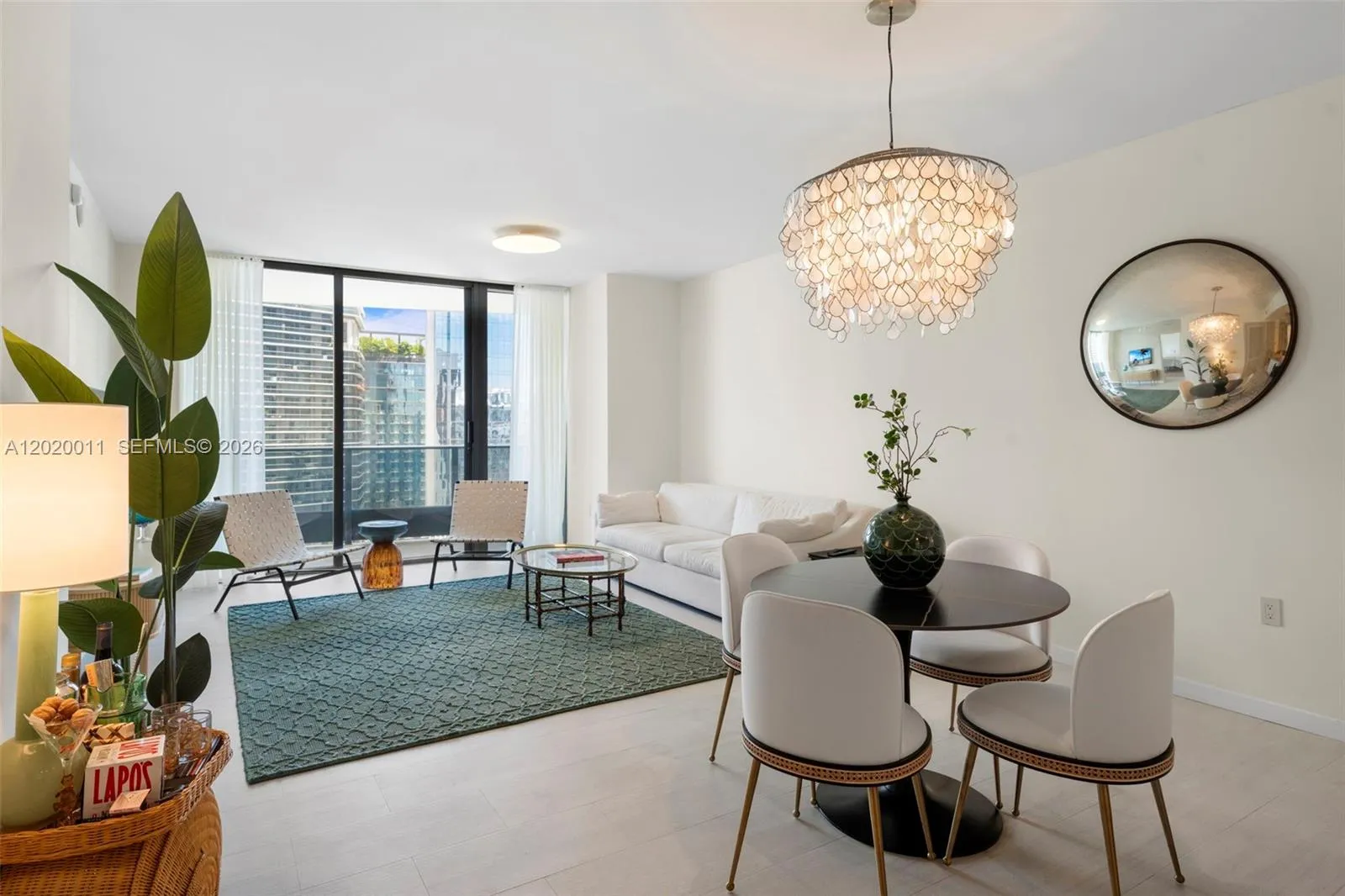 1000 Brickell Plz # 4014, Miami FL 33131