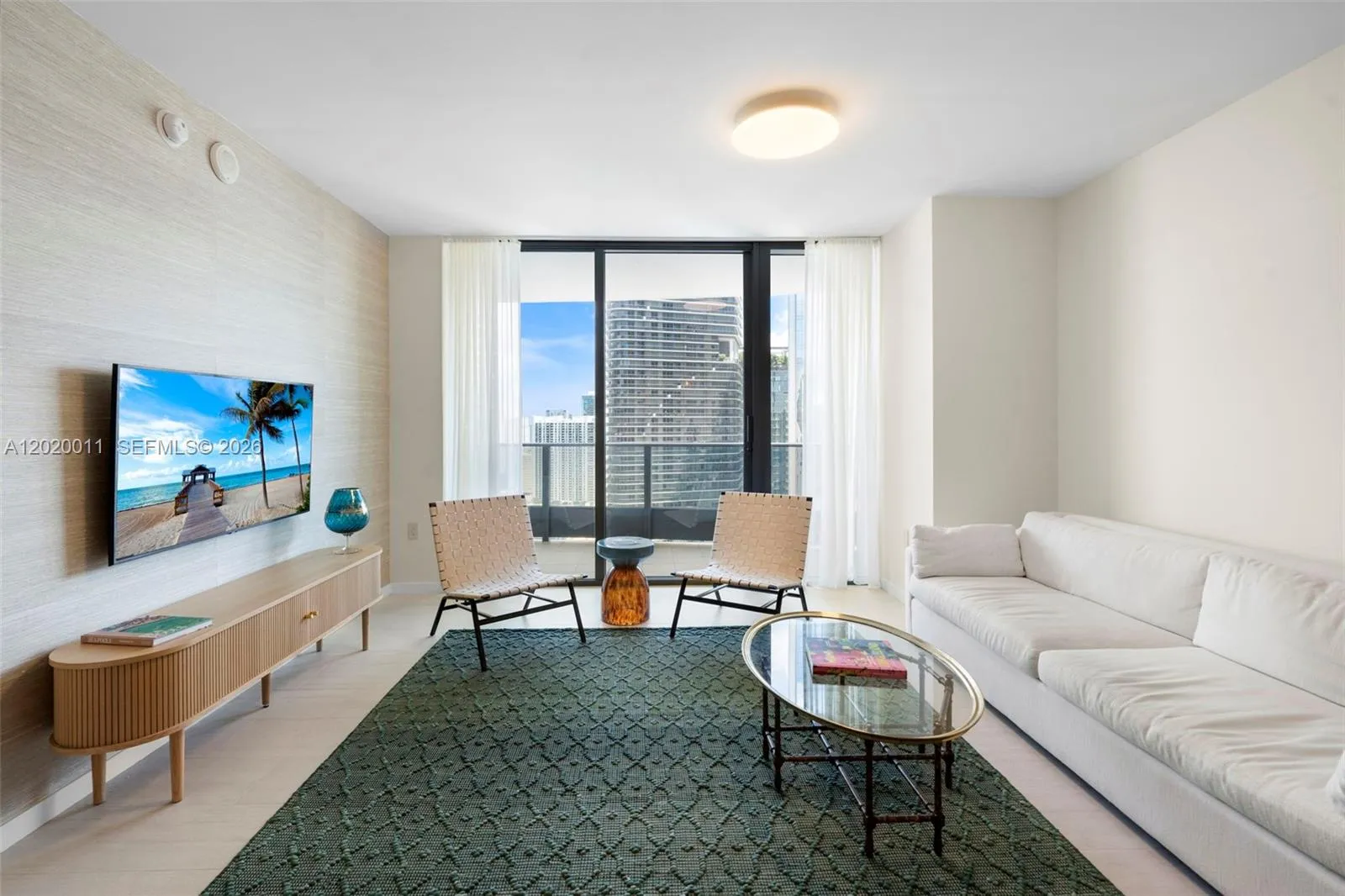 1000 Brickell Plz # 4014, Miami FL 33131