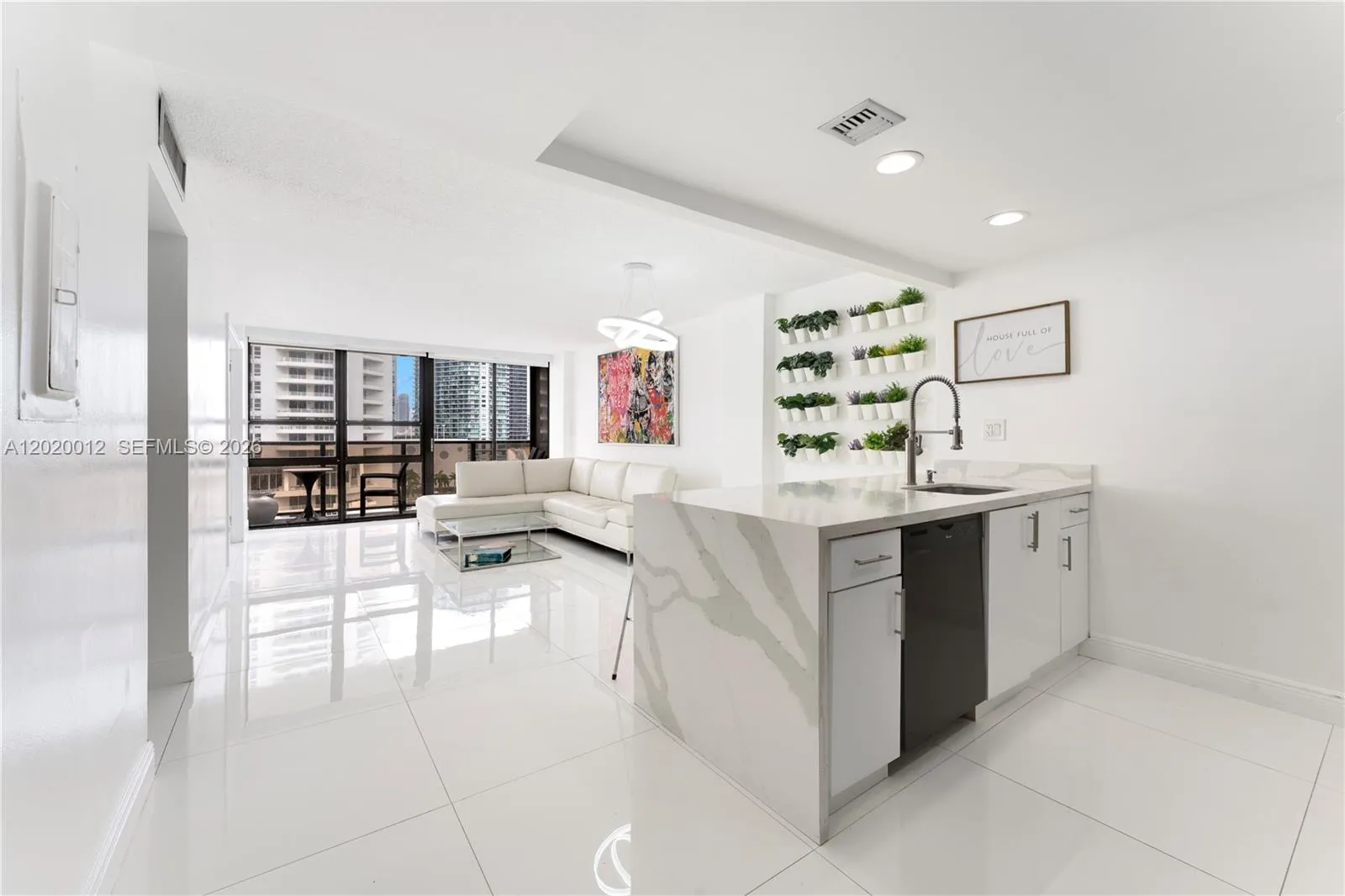 2 bedroom 1 bath for sale at 600 NE 36th St # 1111, Miami FL 33137