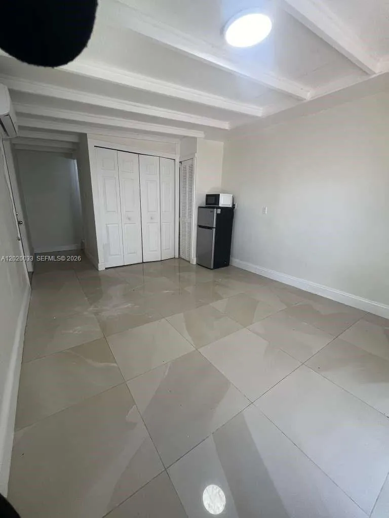 1629 NE 177 ST # 2, Miami FL 33162