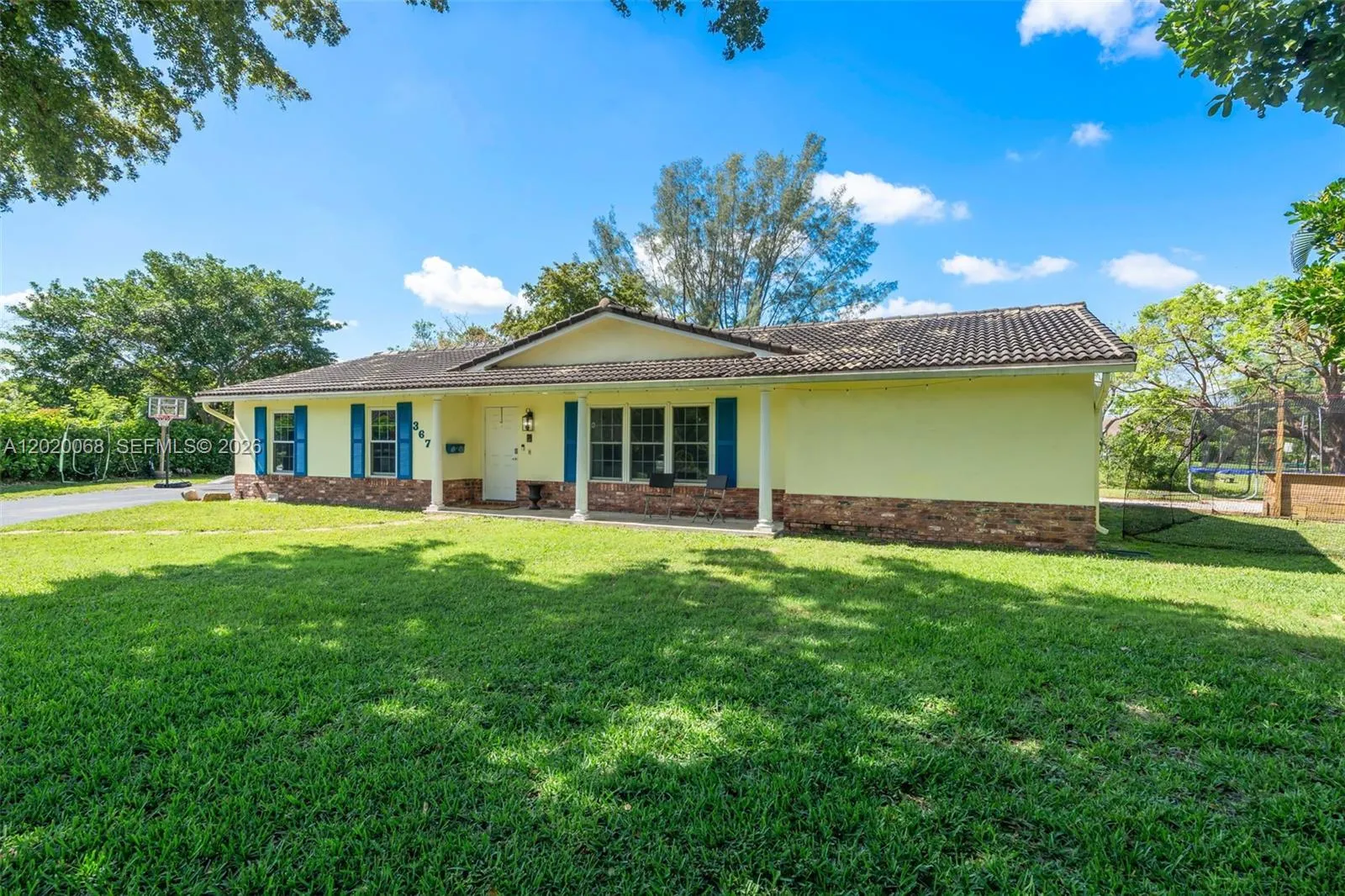 4 bedroom 2 bath for sale at 3671 NW 98th Ter, Coral Springs FL 33065