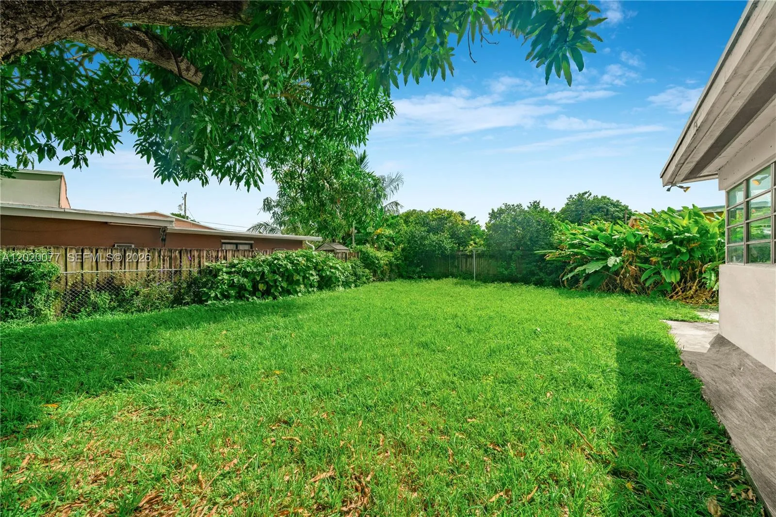 3271 NW 18th Ter, Miami FL 33125