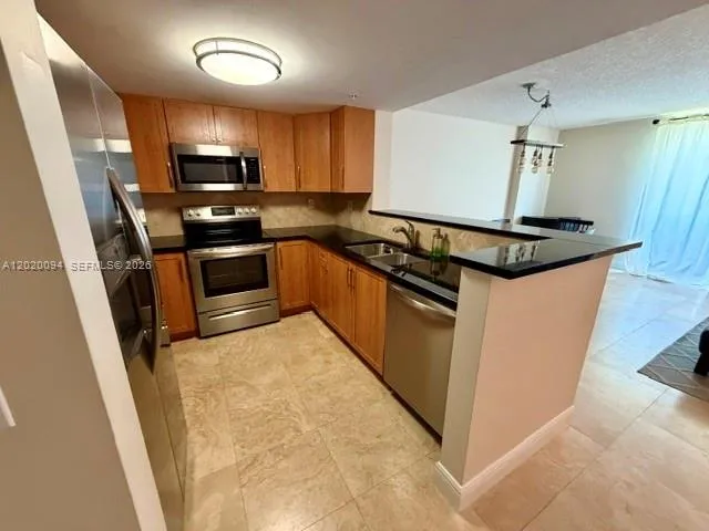 3000 Coral Way # 813, Miami FL 33145