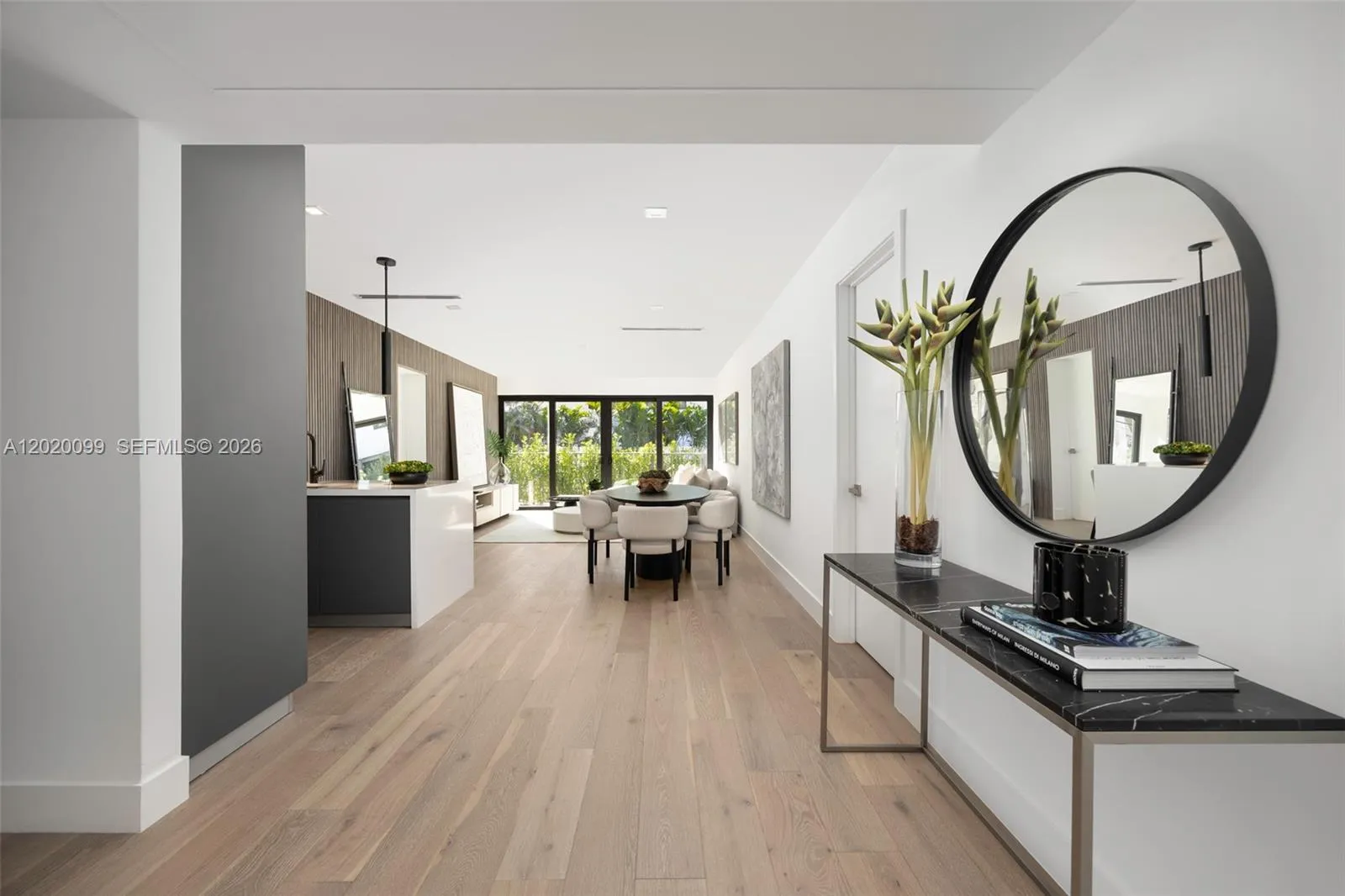 204 Sunrise Dr # 204B, Key Biscayne FL 33149
