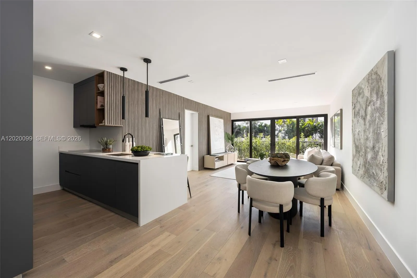 204 Sunrise Dr # 204B, Key Biscayne FL 33149
