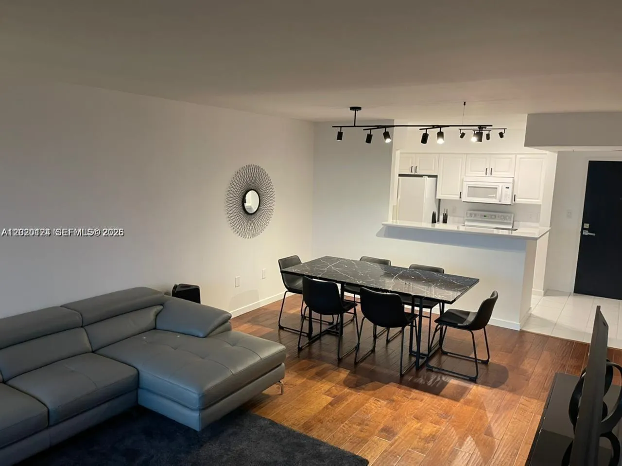 90 Alton Rd # 908, Miami Beach FL 33139