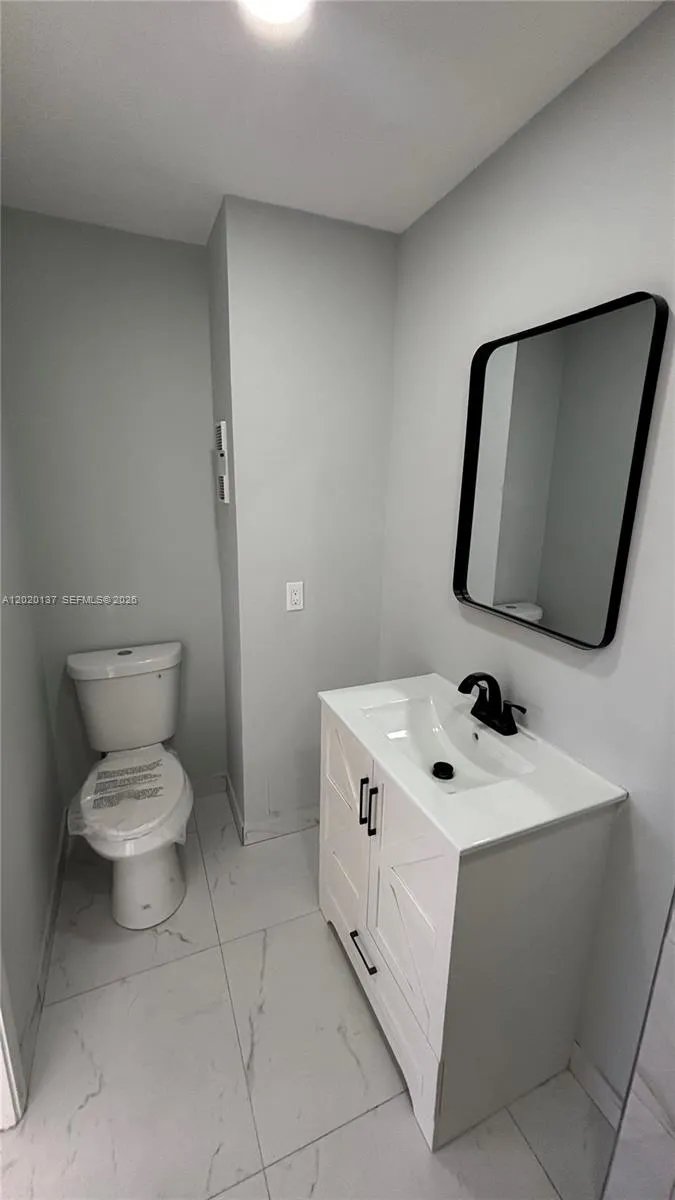 20825 NE 8th Ct # 19, Miami FL 33179
