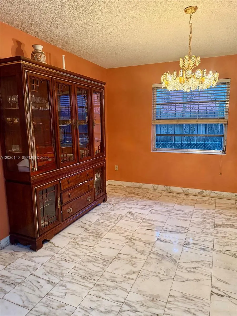 320 NW 61st Ave, Miami FL 33126