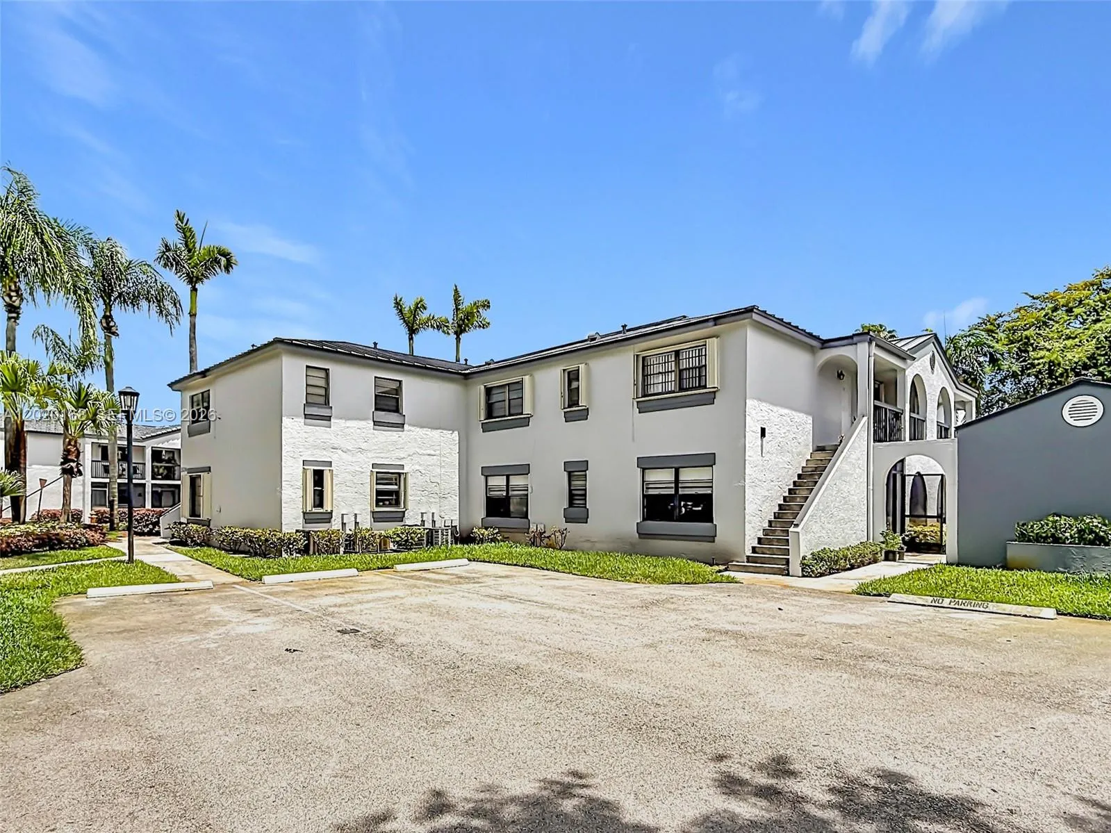 18296 Mediterranean Blvd # 404, Hialeah FL 33015