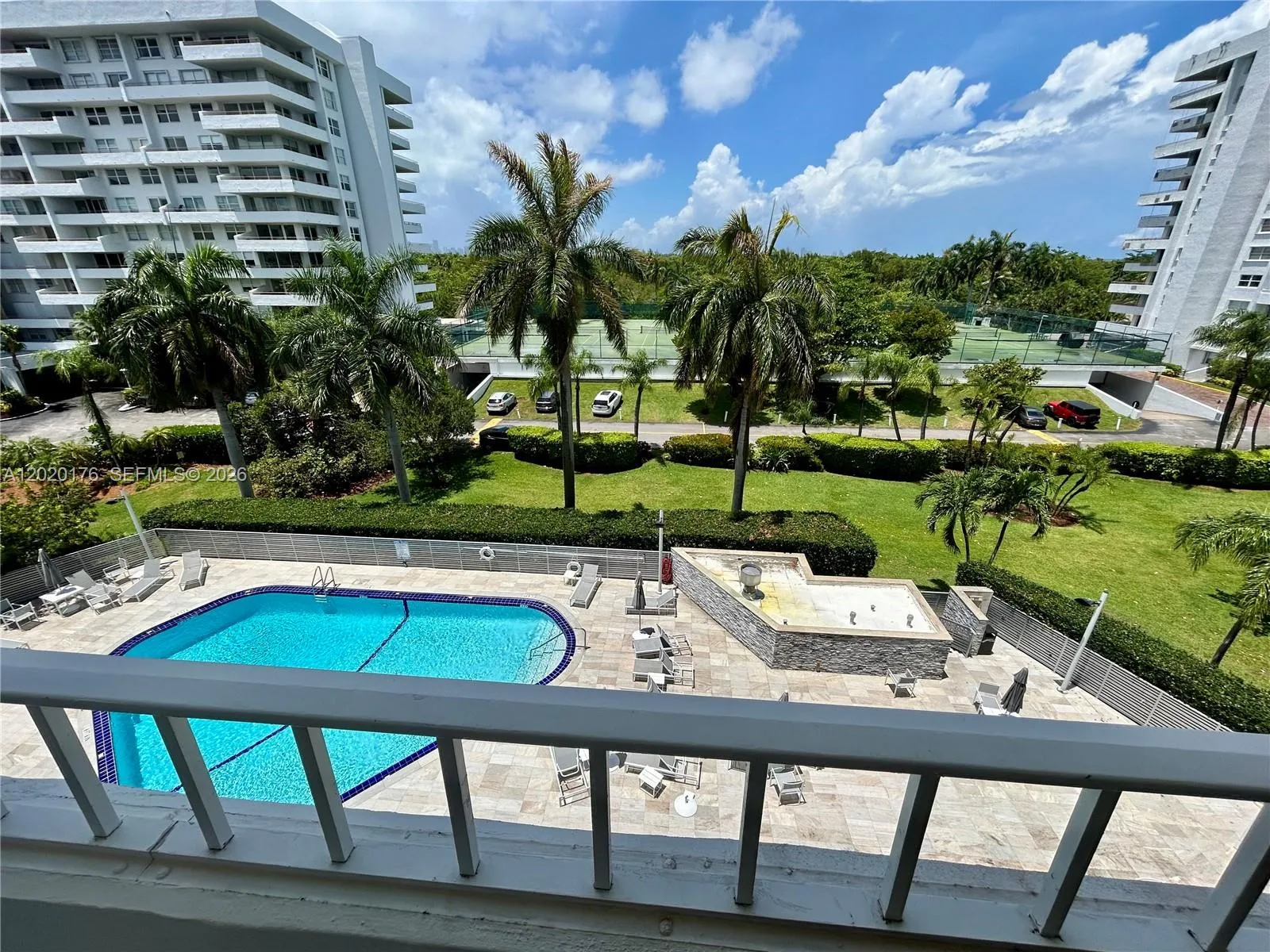 199 Ocean Lane Dr # 512, Key Biscayne FL 33149