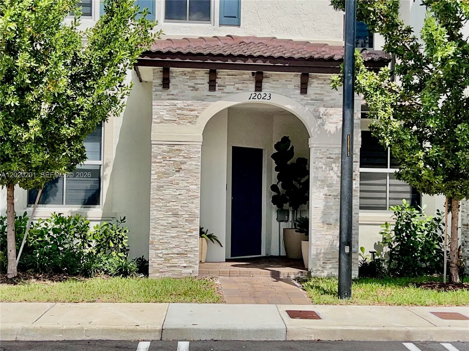 12023 NW 24th Pl # 12023, Miami FL 33167