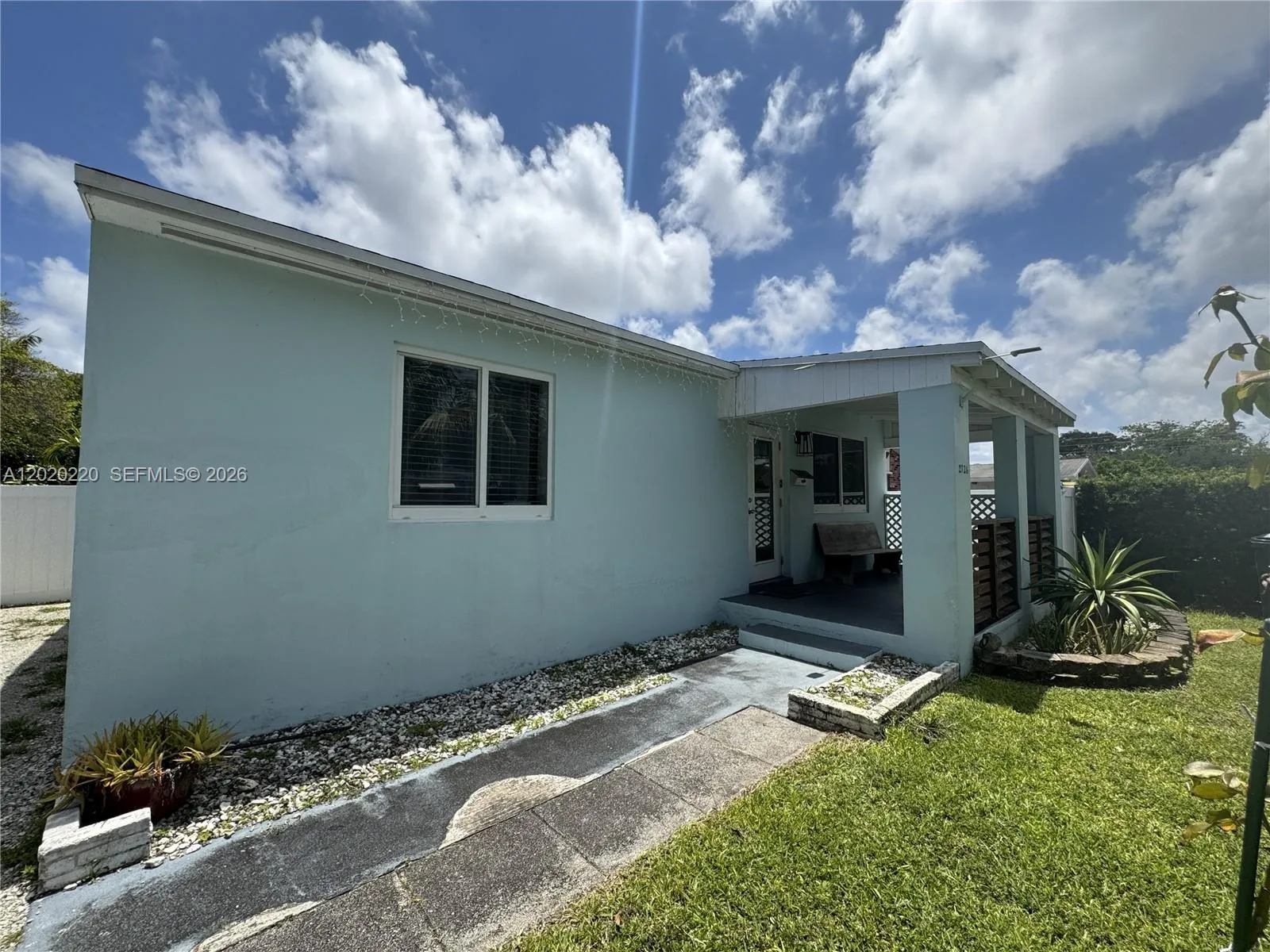 2726 Taylor St, Hollywood FL 33020