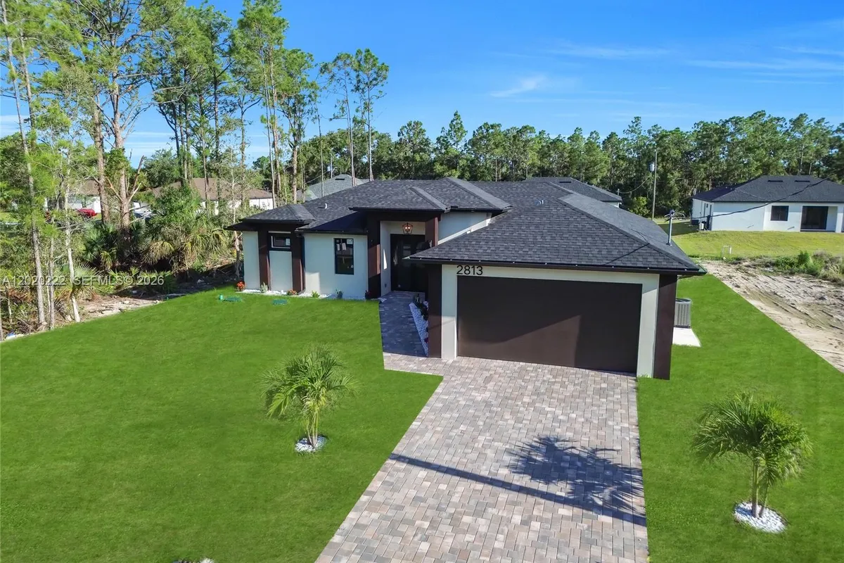 2813 40TH, Lehigh Acres FL 33971