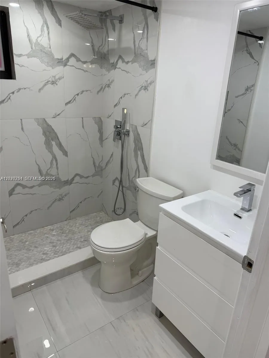 5420 W 21st Ct # 110, Hialeah FL 33016