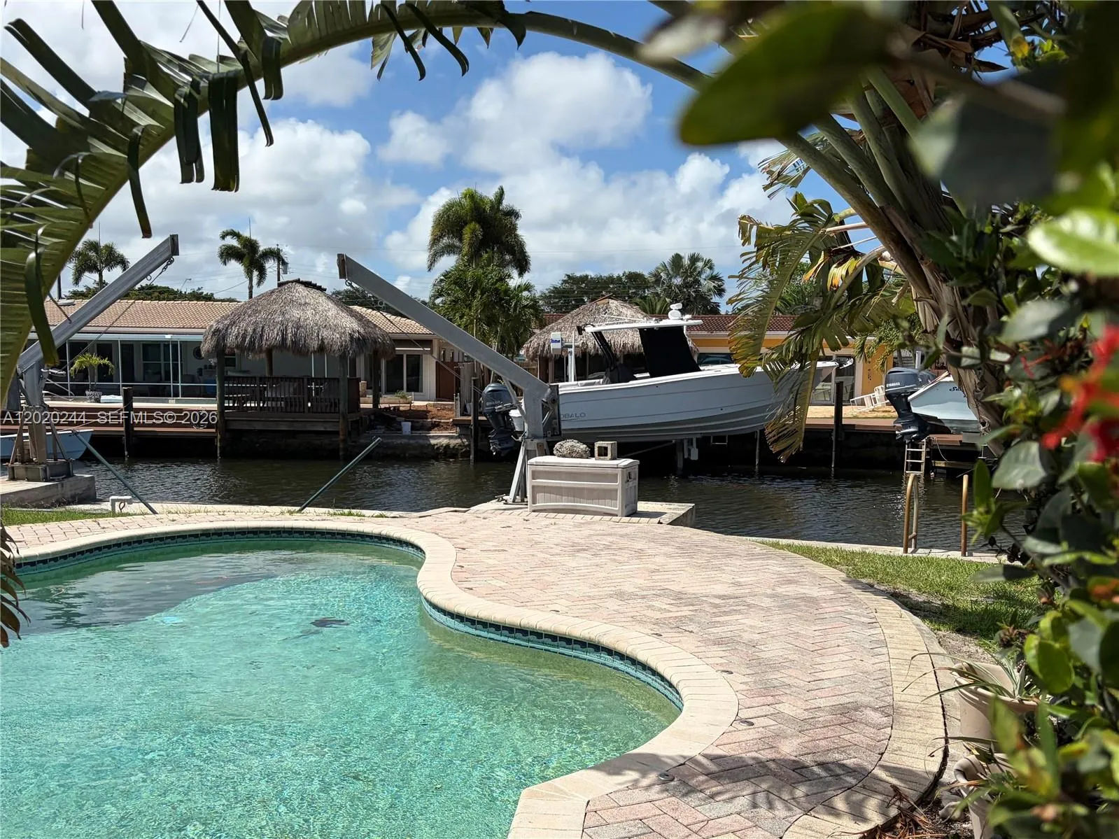 2 bedroom 2 bath for sale at 842 Argonaut Isle, Dania Beach FL 33004